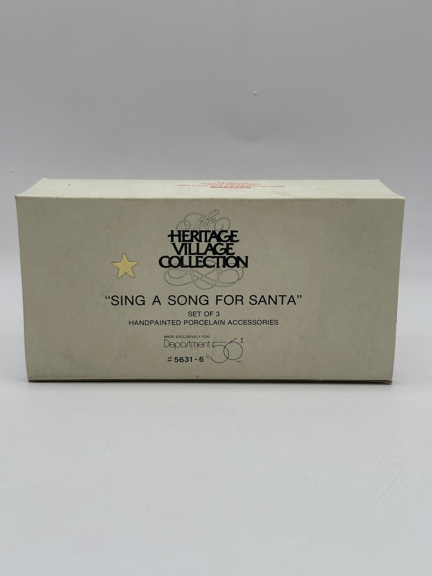 Department 56 - Sing A Song For Santa - North Pole Series