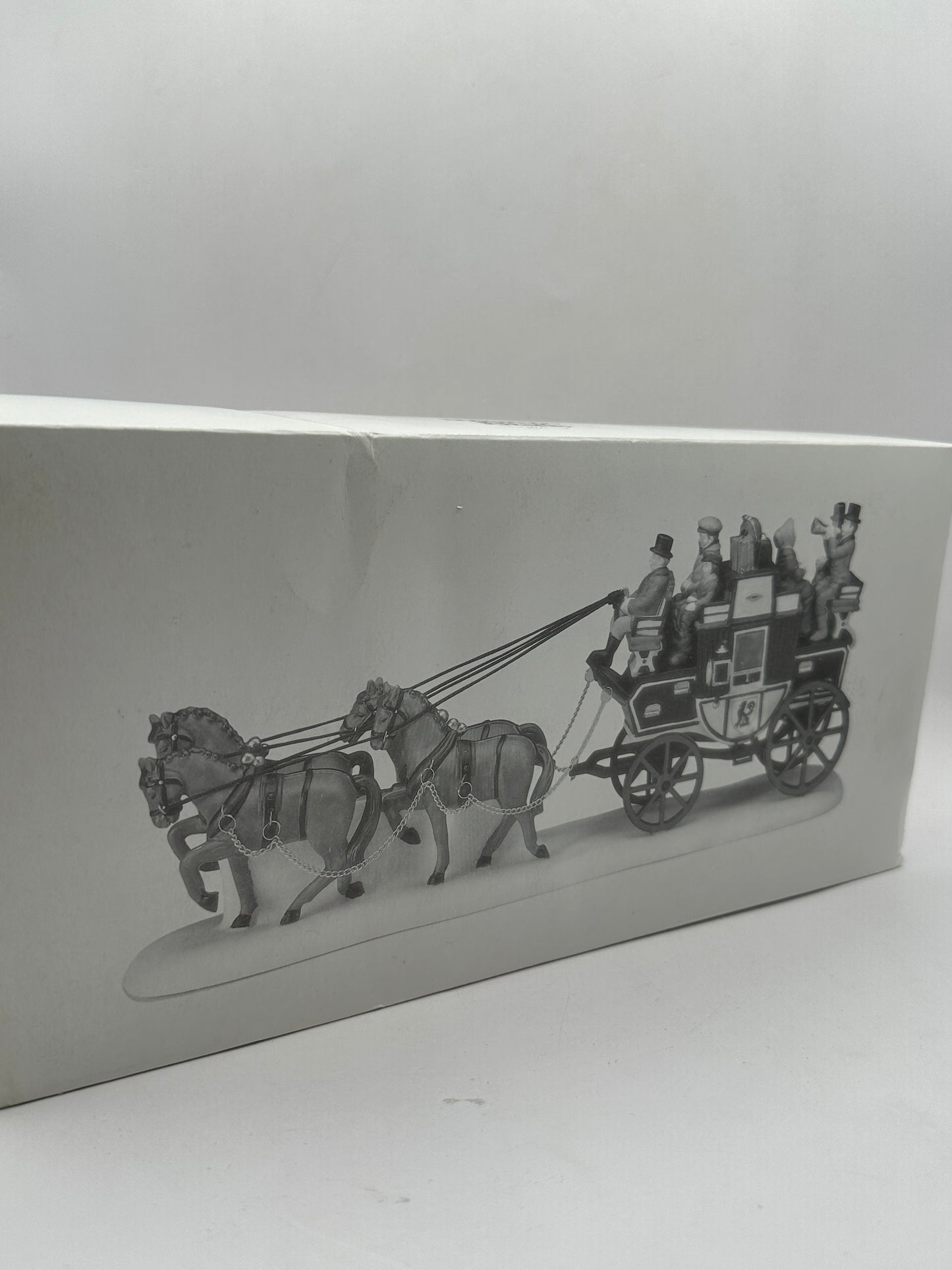 Department 56 - Holiday Coach - Dickens' Village