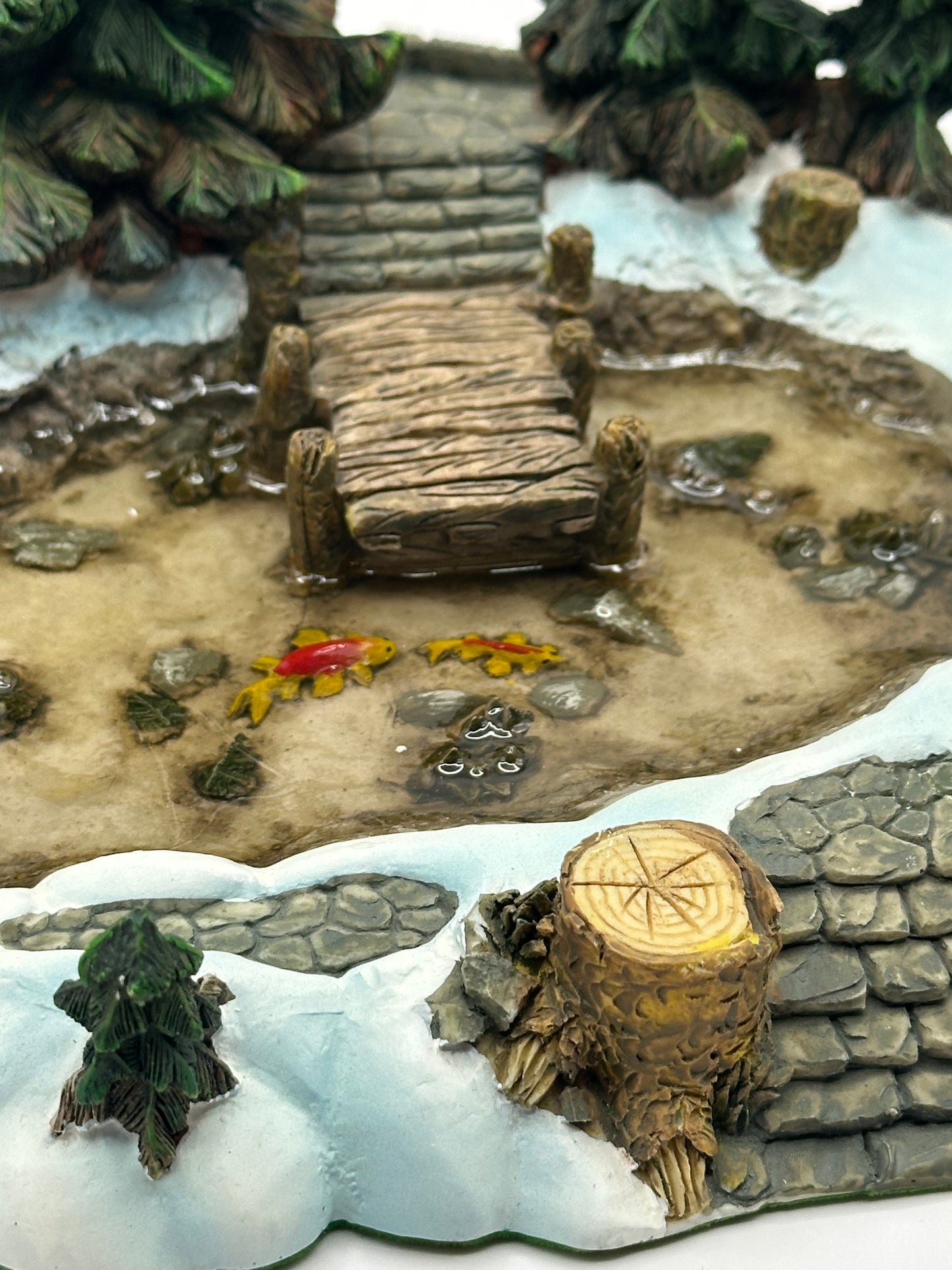 Department 56 - Village Pine Point Pond - Village Accessories