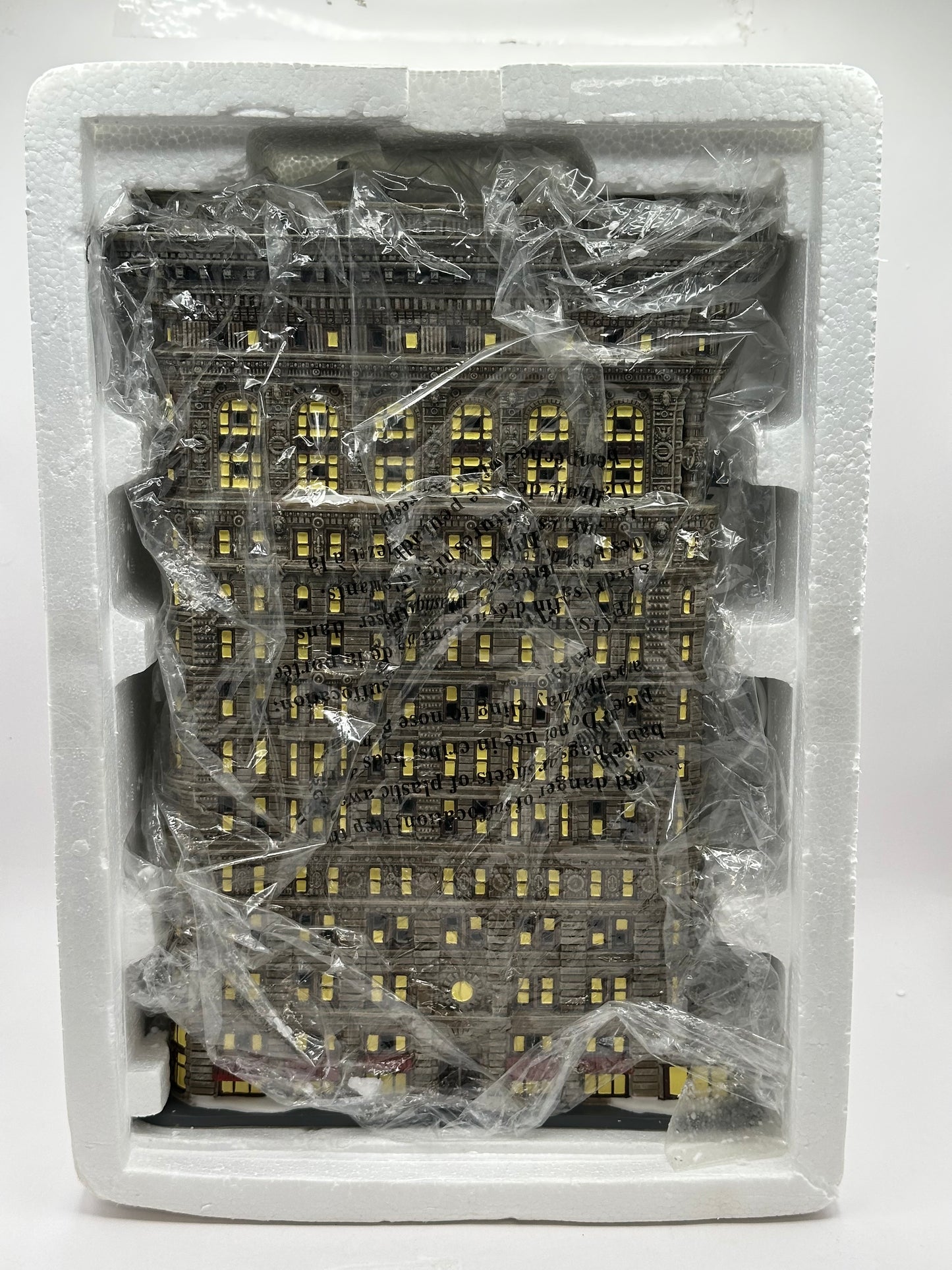 Department 56 - Flatiron Building - Christmas in the City