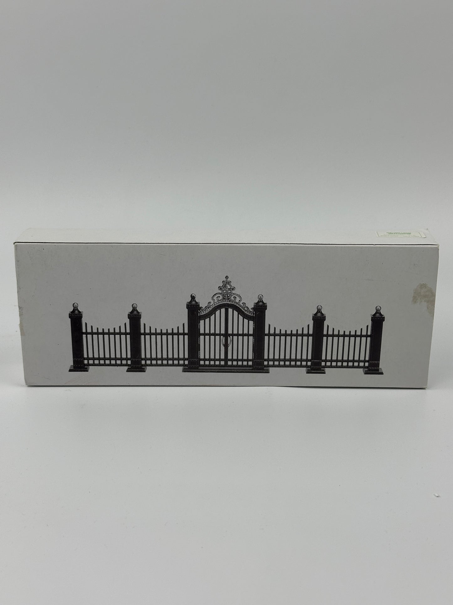 Department 56 - Village Wrought Iron Gate and Fence (9 Piece Set) - Village Accessories