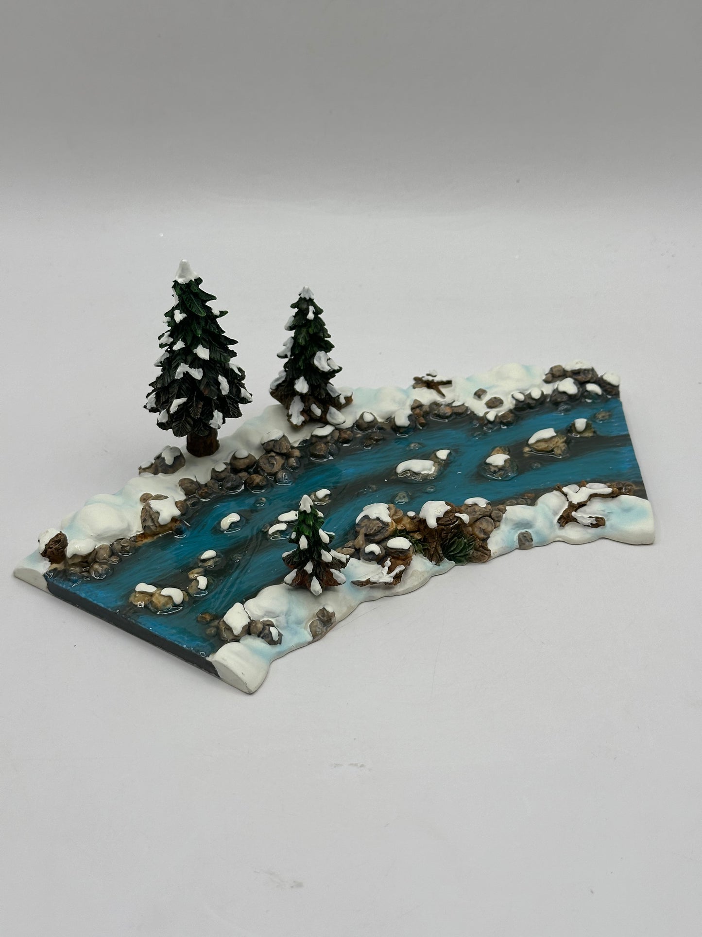 Department 56 - Mill Creek Curved Section - Village Accessories