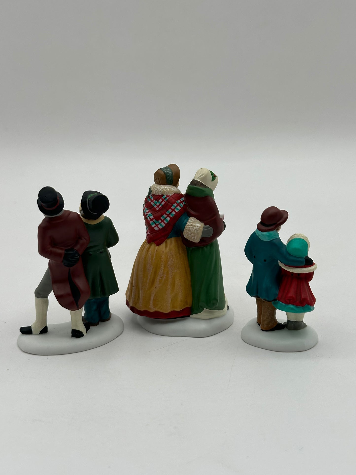 Department 56 - Christmas Carolers - Dickens' Village