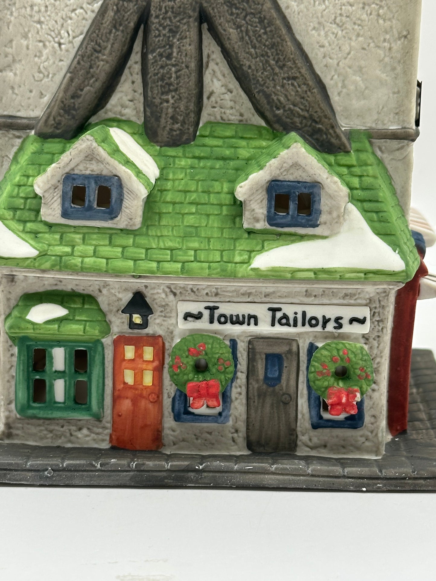 Department 56 – Toy Shop and Pet Store – Christmas in the City