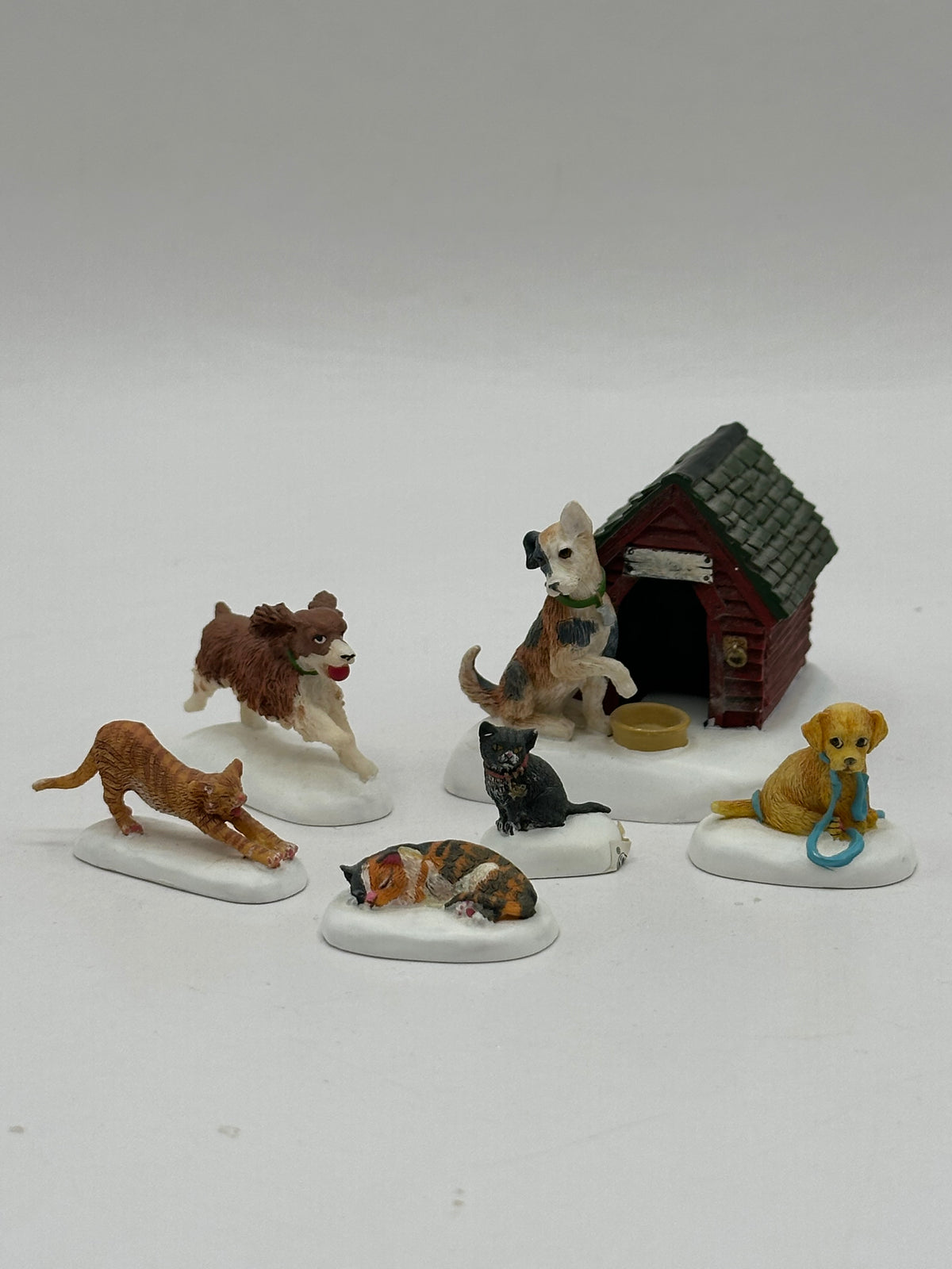 Department 56 - Village Cats and Dogs - Village Accessories