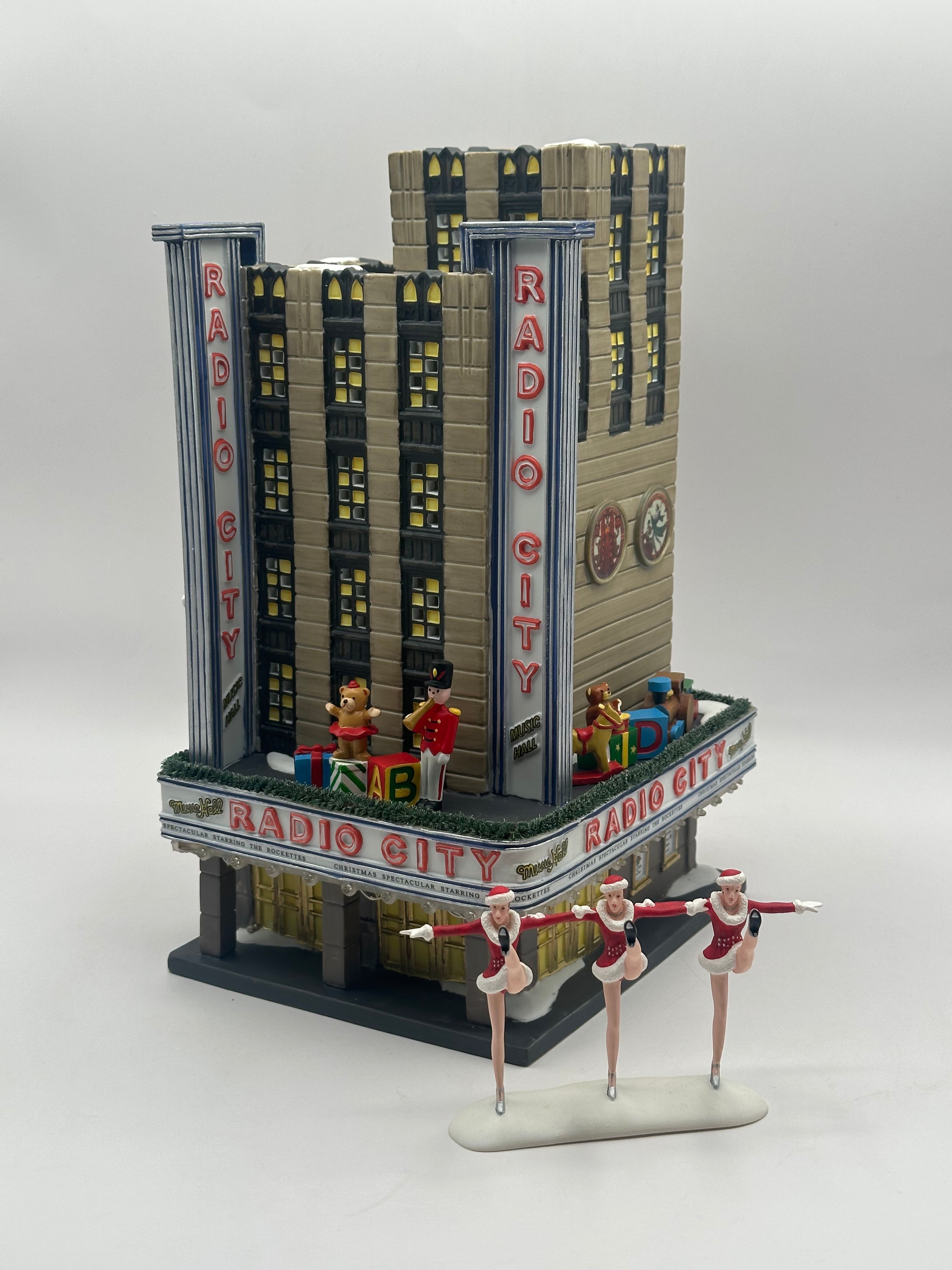 Department 56 - Radio City Music Hall with Radio City Rockettes