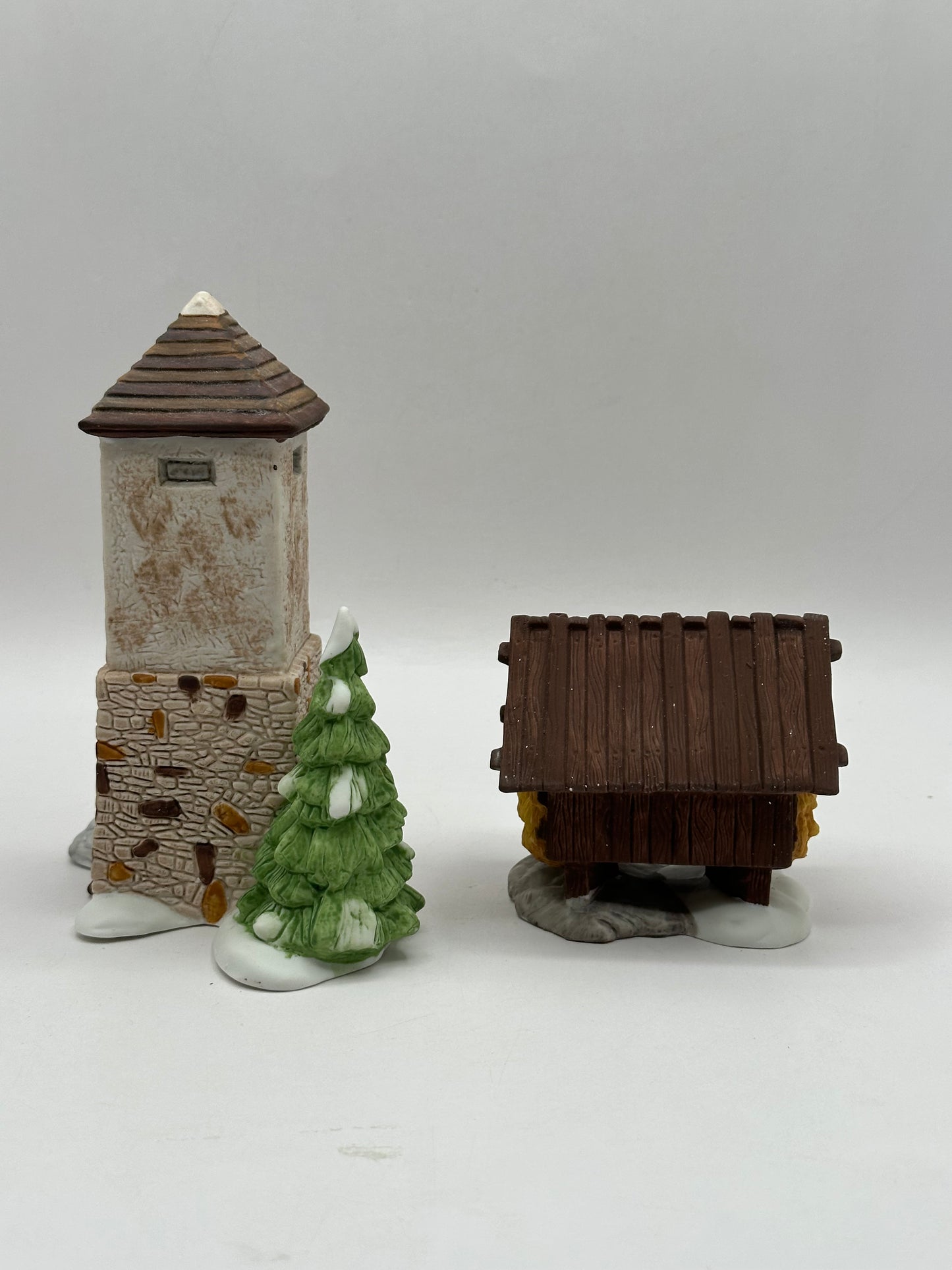 Department 56 - Silo and Hay Shed - New England Village