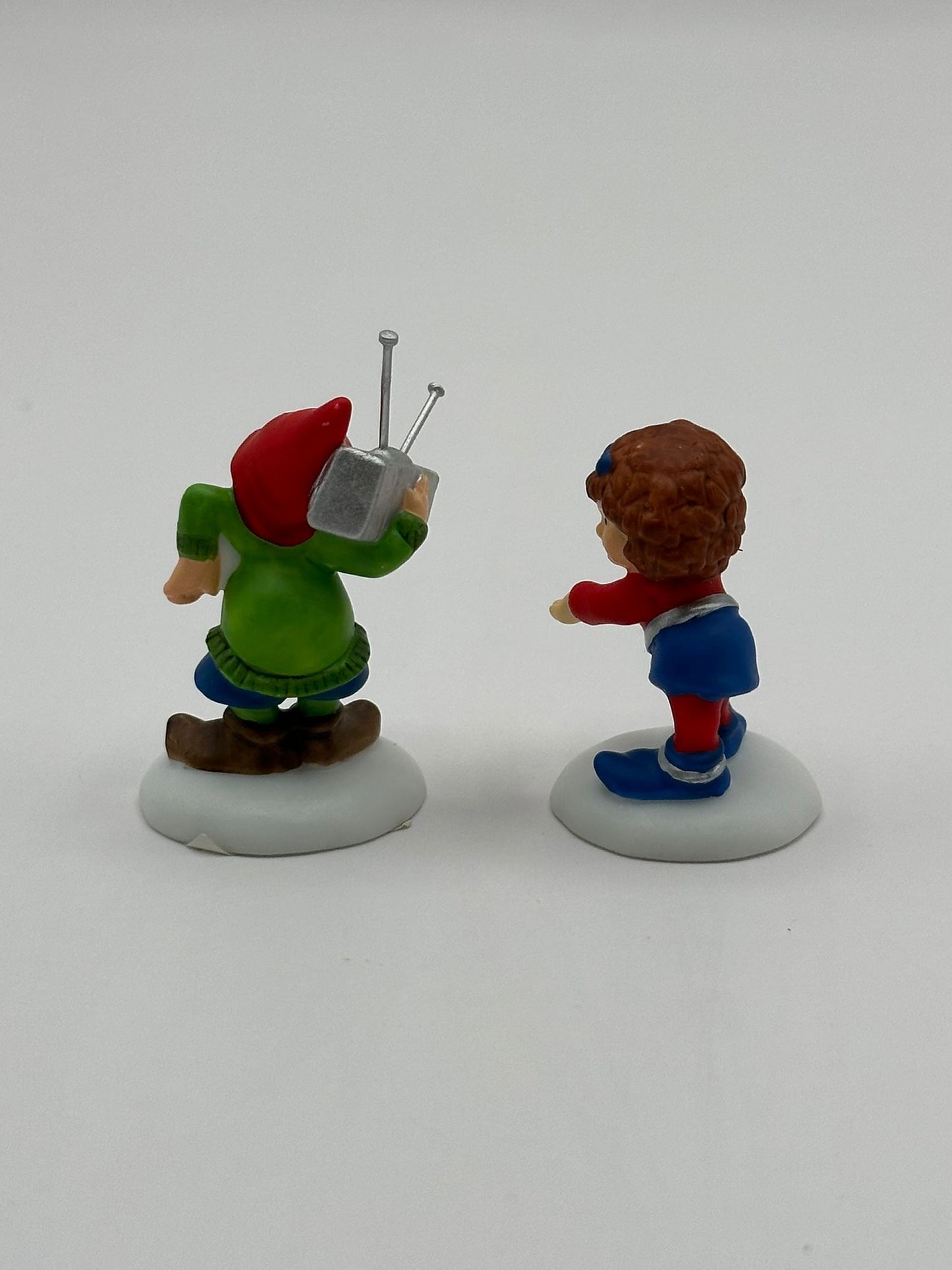 Department 56 - Bustin' A Move - North Pole Series