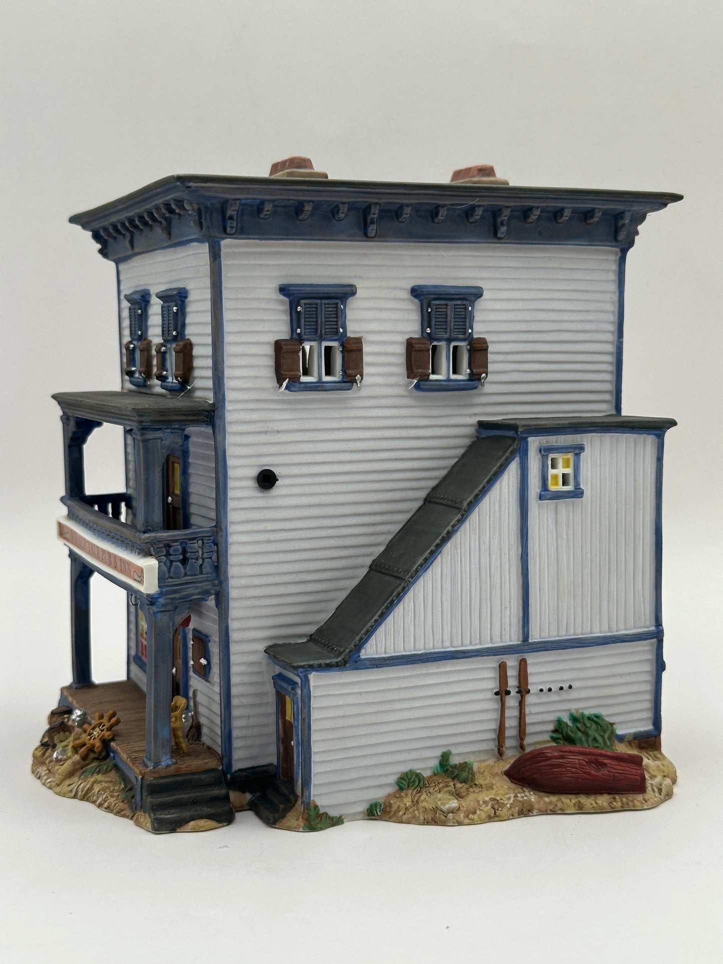 Department 56 - Whale Tale Pub & Inn - New England Village