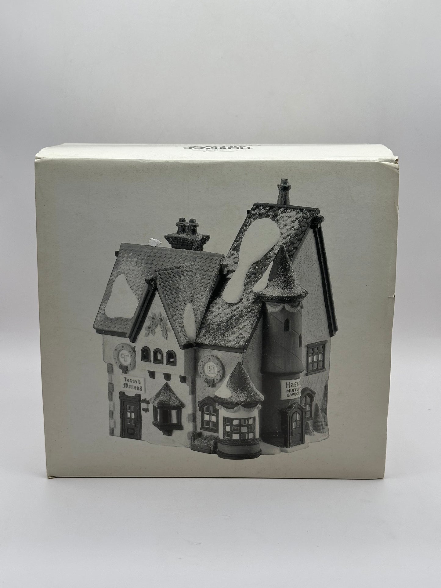 Department 56 - Tassy's Mittens & Hassel's Woolies - North Pole Series