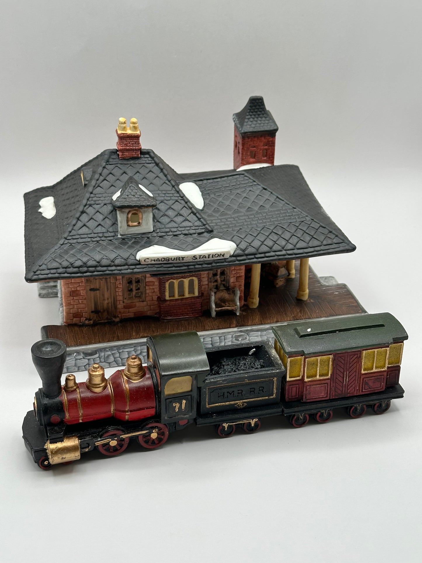Department 56 - Chadbury Station and Train - Dickens' Village