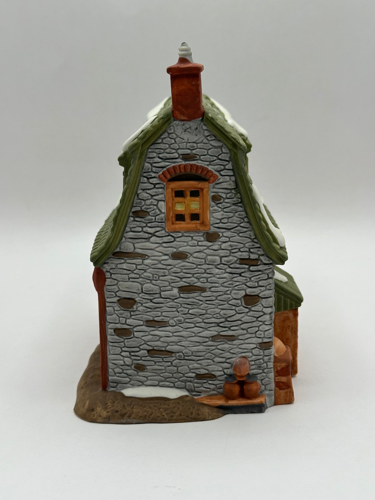 Department 56 - White Horse Bakery - Dickens' Village