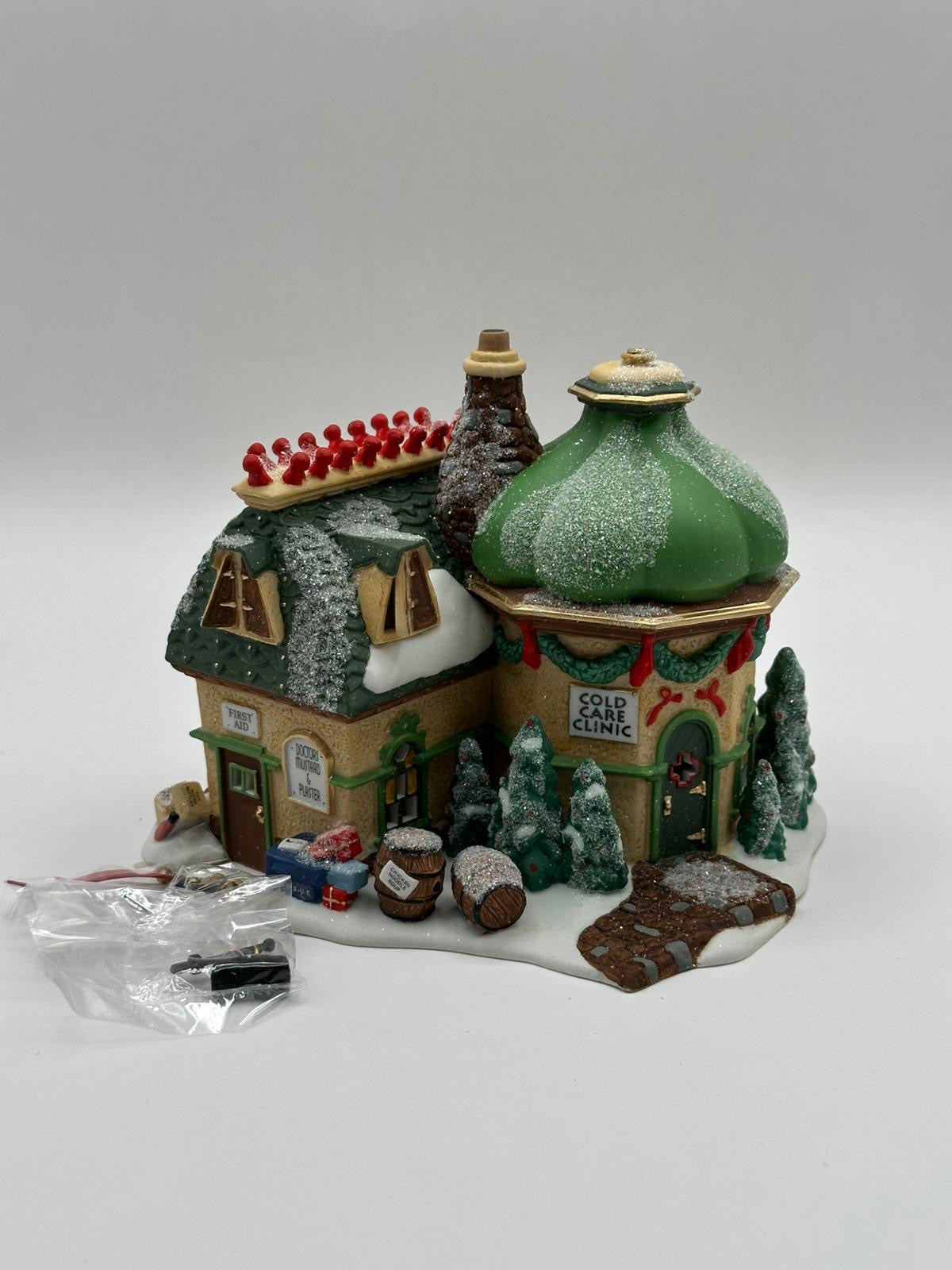 Department 56 - 'Elf Land' Cold Care Clinic - North Pole Series