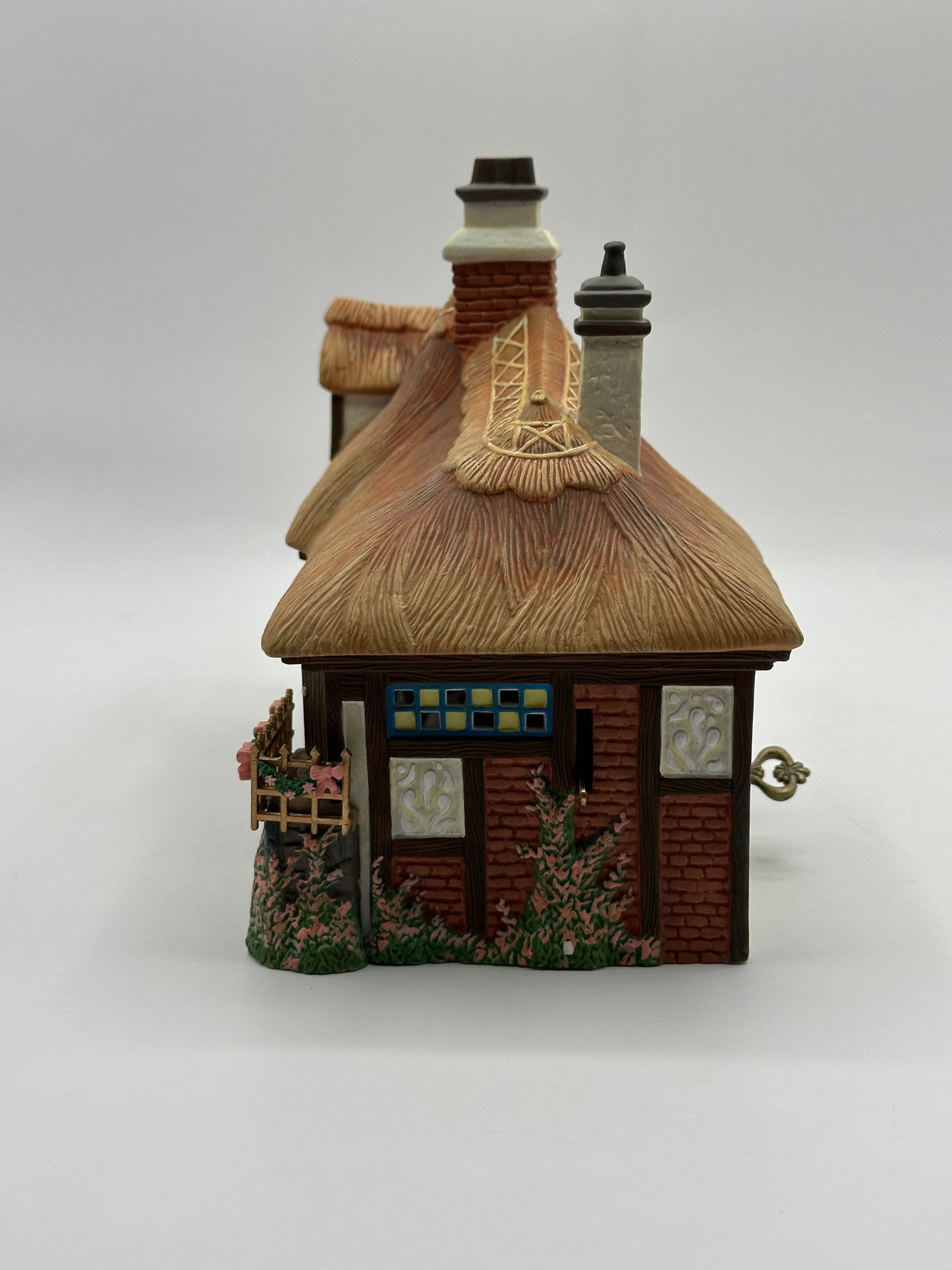 Dept 56 Dickens’ Village Aldeburgh Music Box Gift Shop