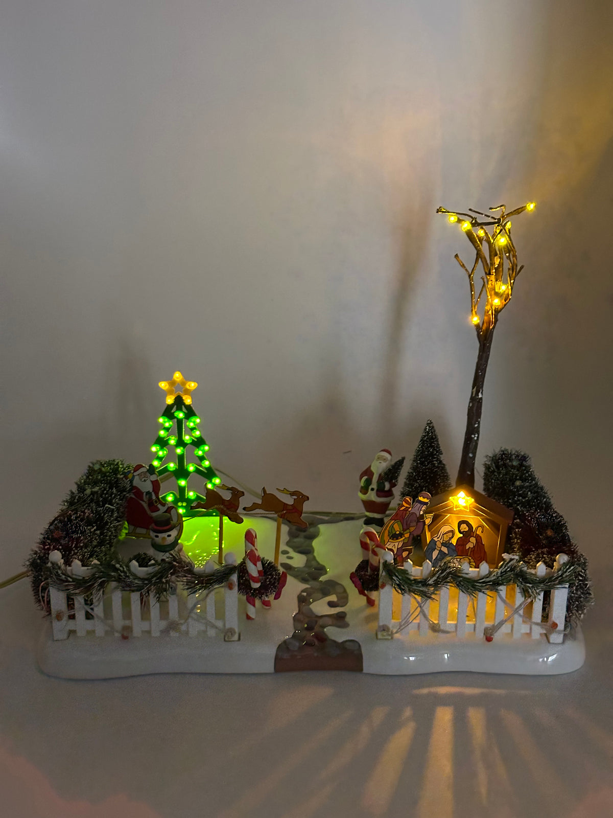 Department 56 - Festive Front Yard - Original Snow Village
