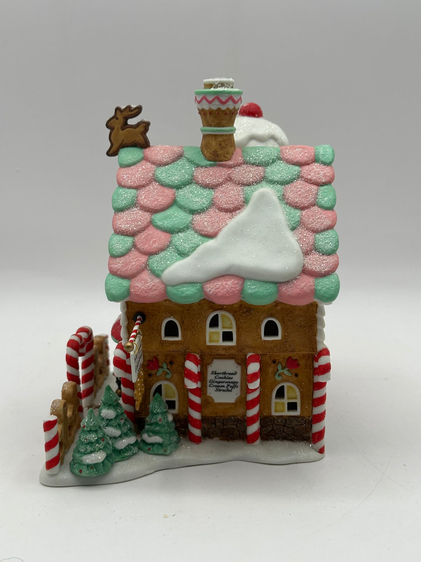 Department 56 - Ginny’s Cookie Treats - North Pole Series