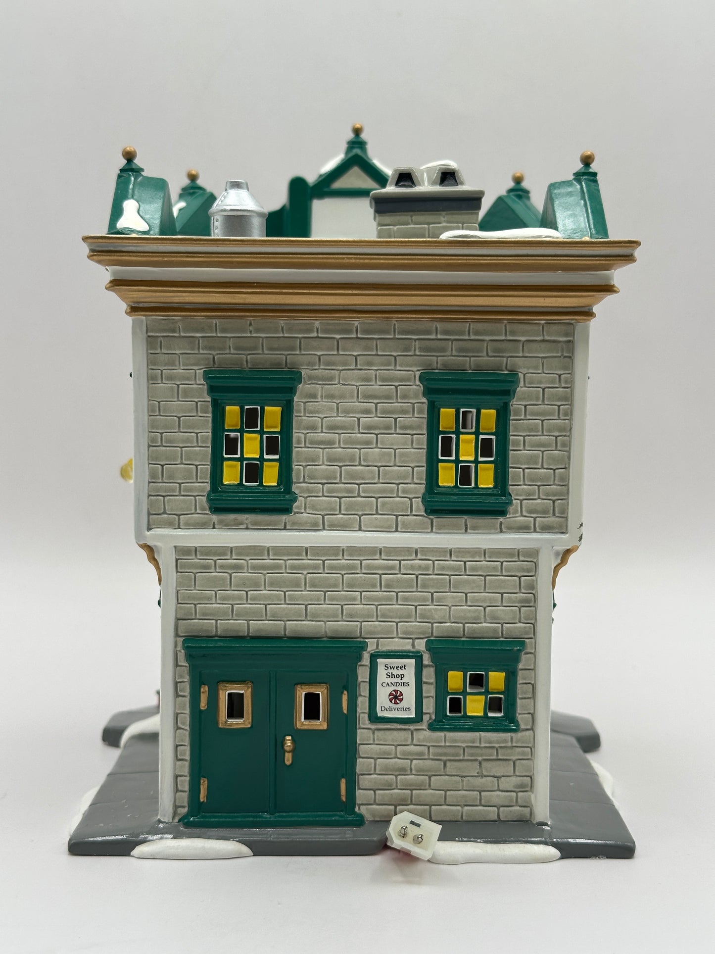 Department 56 - The Sweet Shop - Original Snow Village