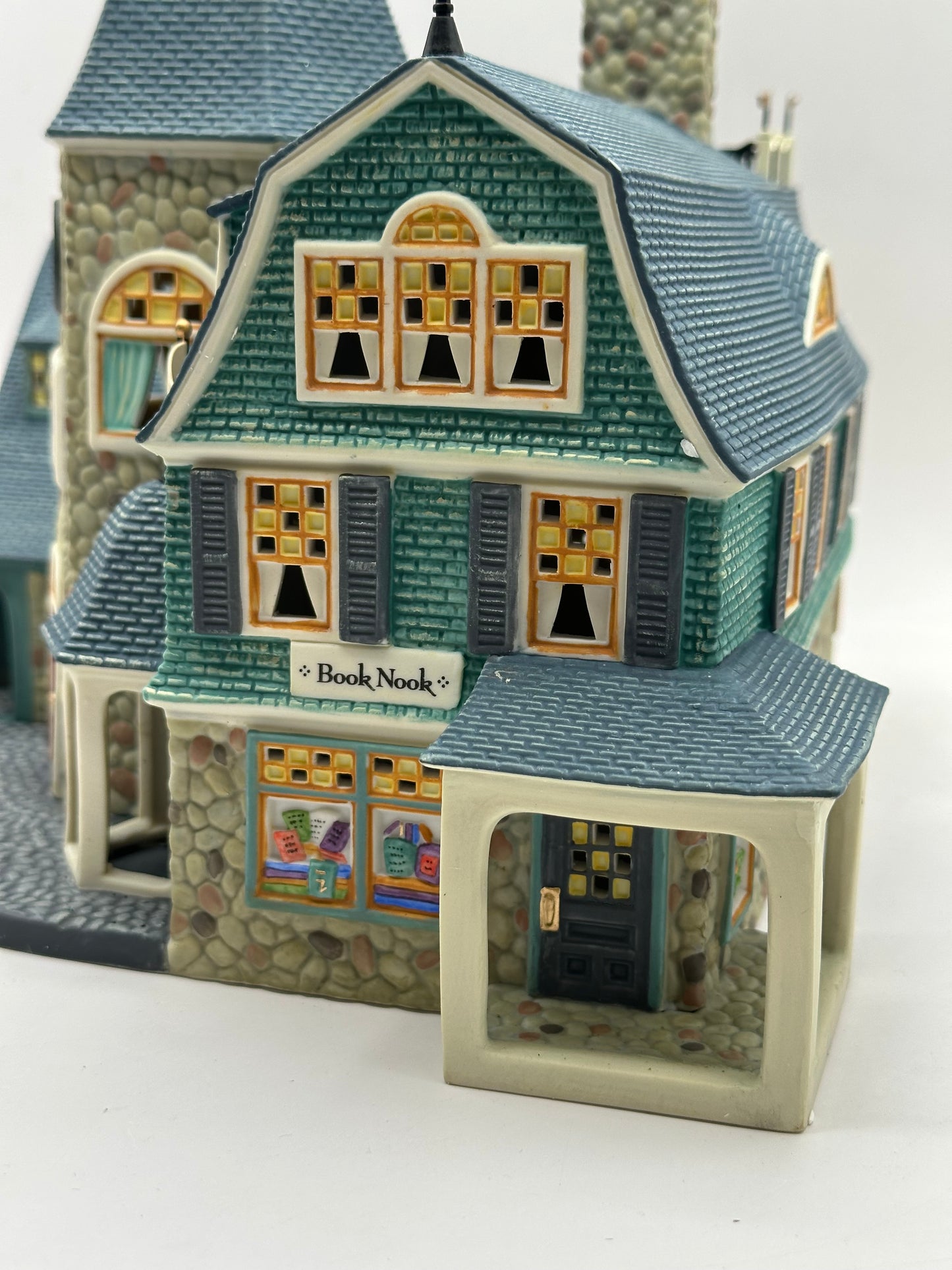 Department 56 - Bay Street Shops - Seasons Bay