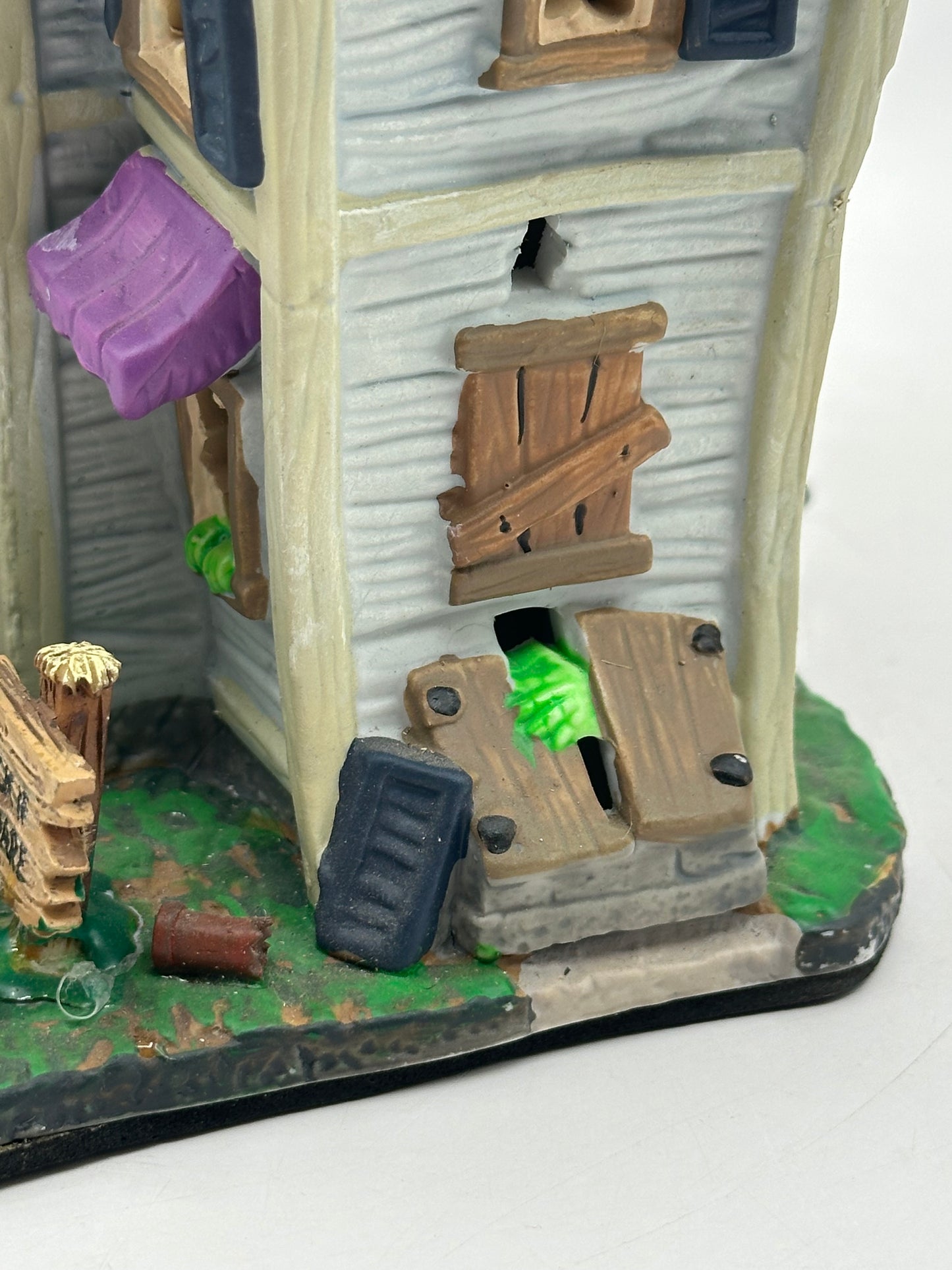 Lemax Spooky Town - Goosebumps Manor