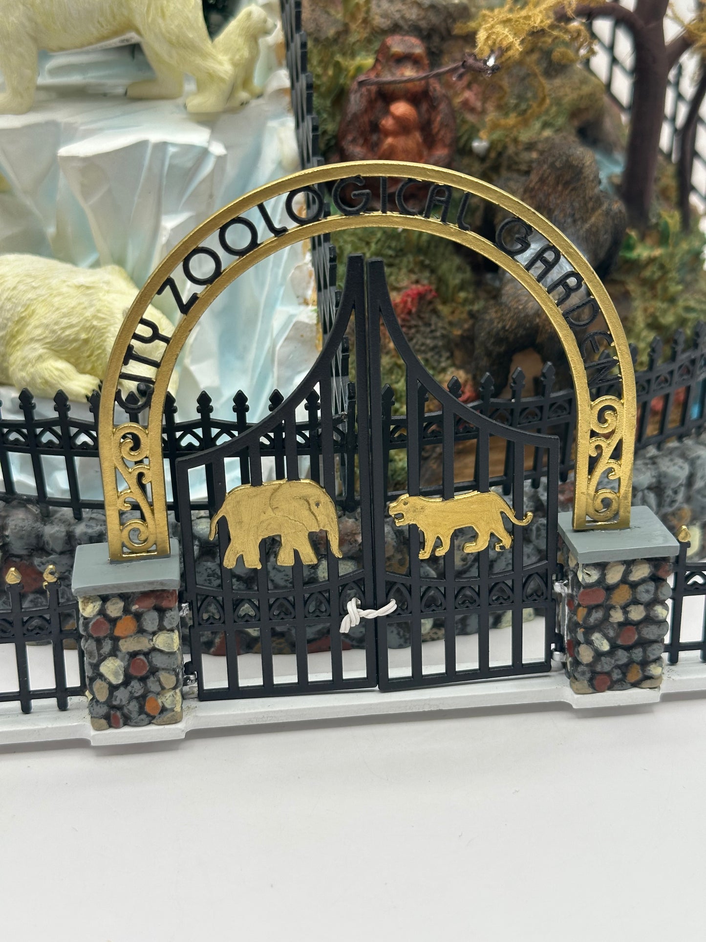 Department 56 - City Zoological Garden - Christmas in the City