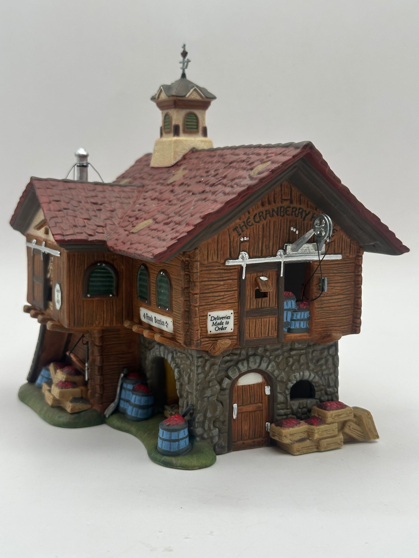 Department 56 - The Cranberry House - New England Village