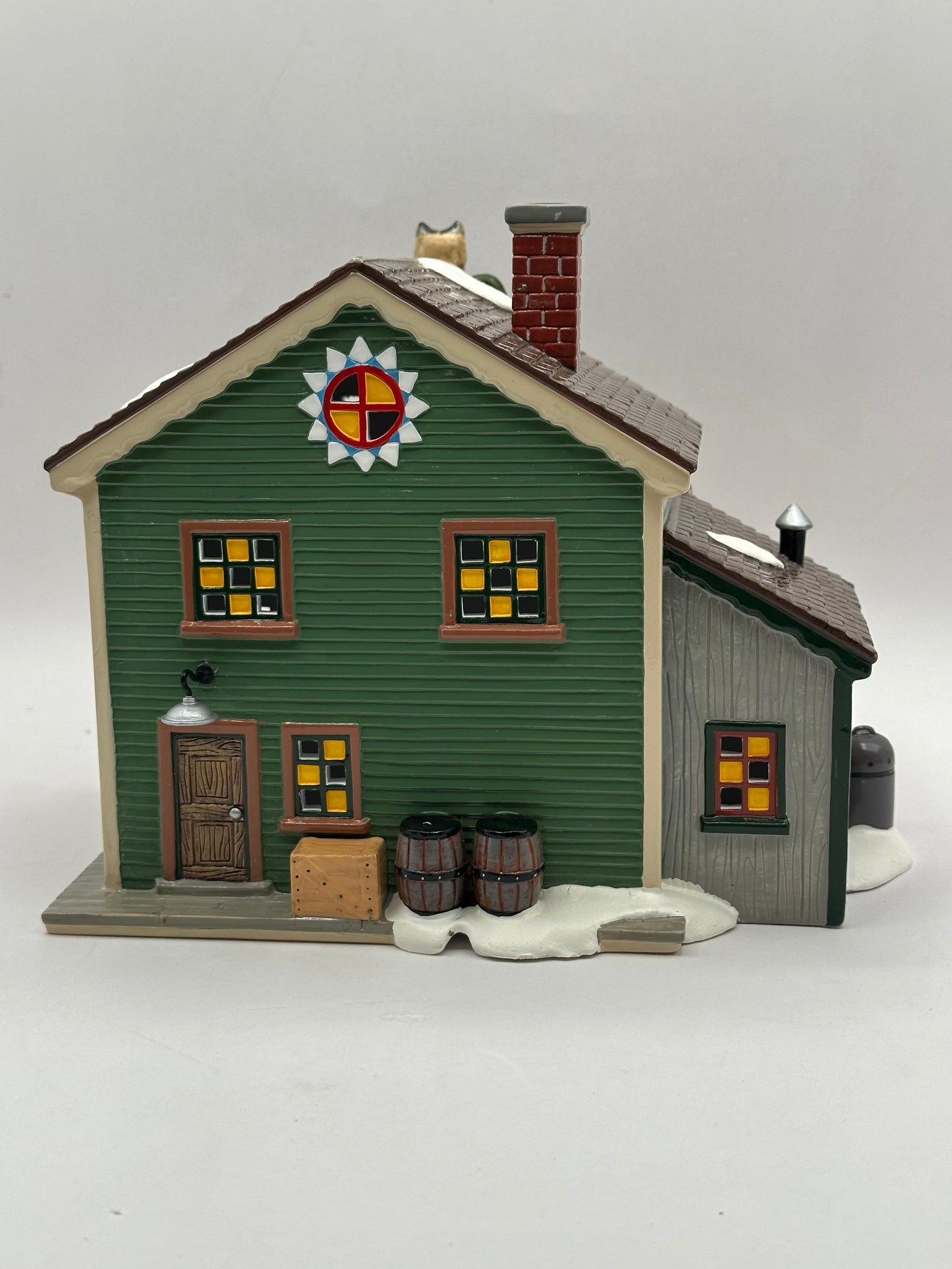 Department 56 - Totem Town Souvenir Shop - Original Snow Village