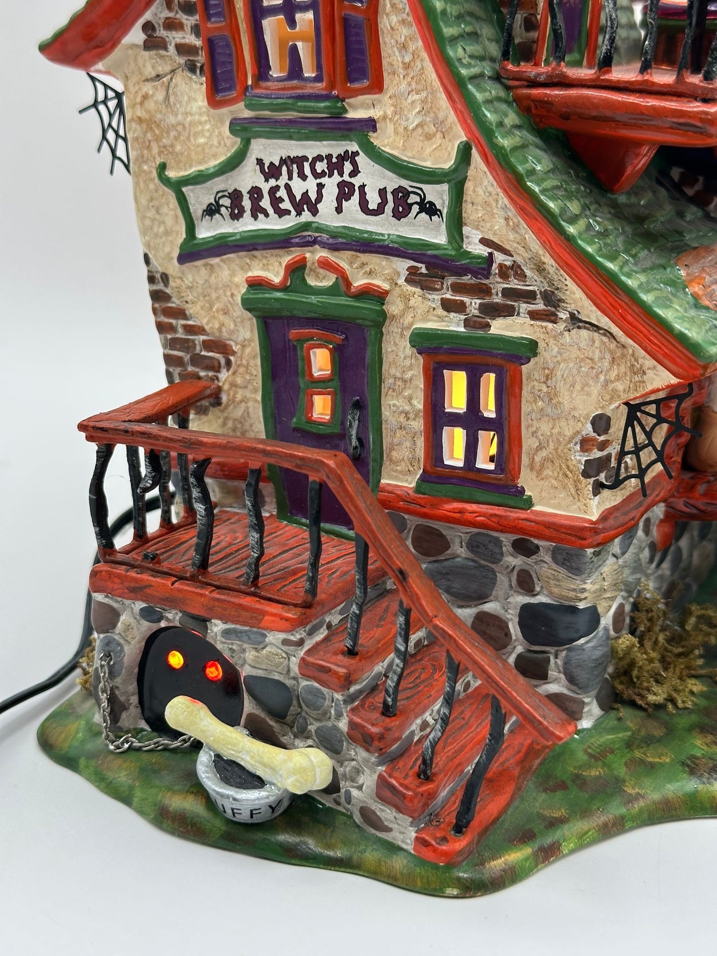 Department 56 - Witch's Brew Pub - Snow Village Halloween