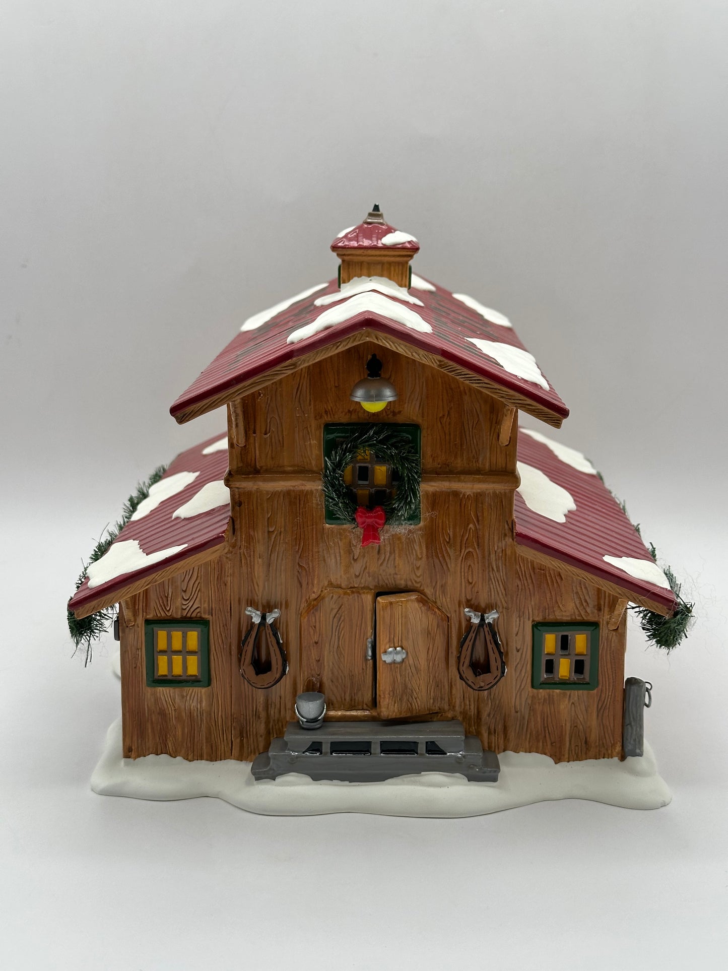 Department 56 - Buck's County Horse Barn - Original Snow Village