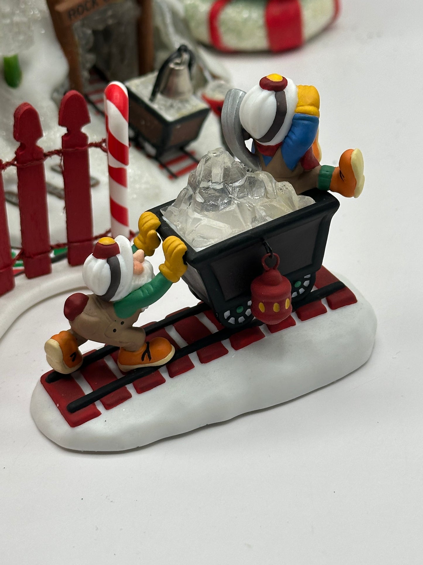 Dept 56 North Pole Sweet Rock Candy Co. Gift Set