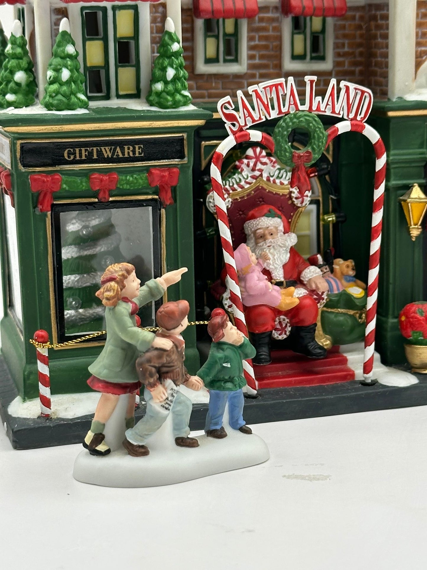 Department 56 - Visiting Santa at Finestrom's - Christmas in the City