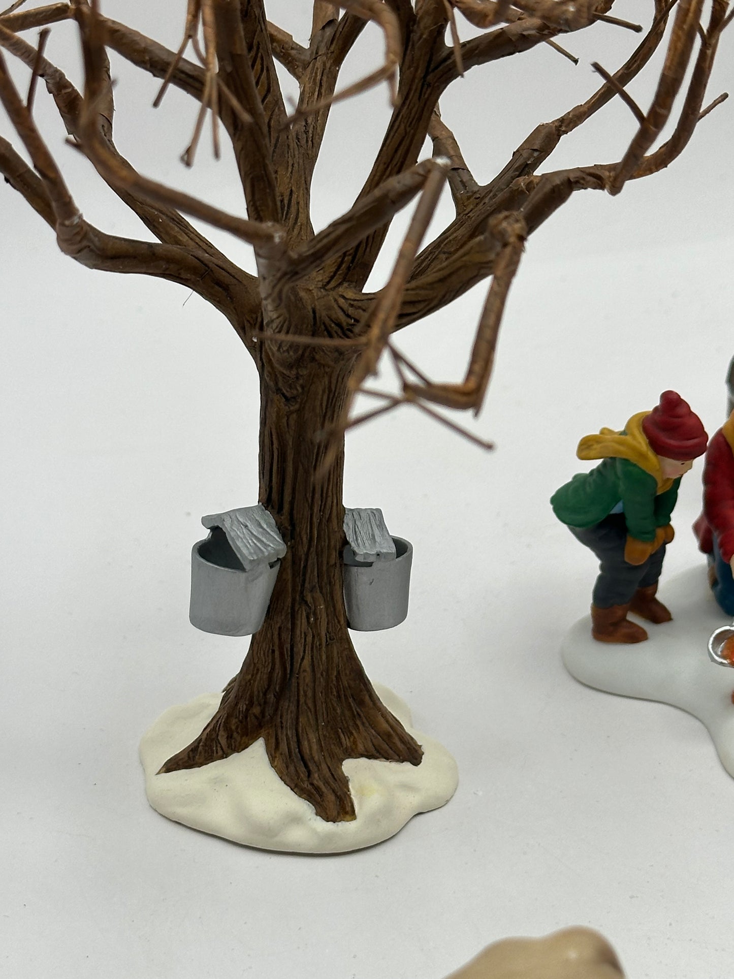 Dept 56 New England Village Tapping The Maples