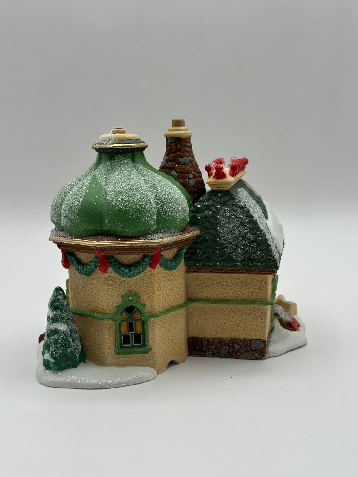 Department 56 - 'Elf Land' Tillie’s Tiny Cup Cafe - North Pole Series