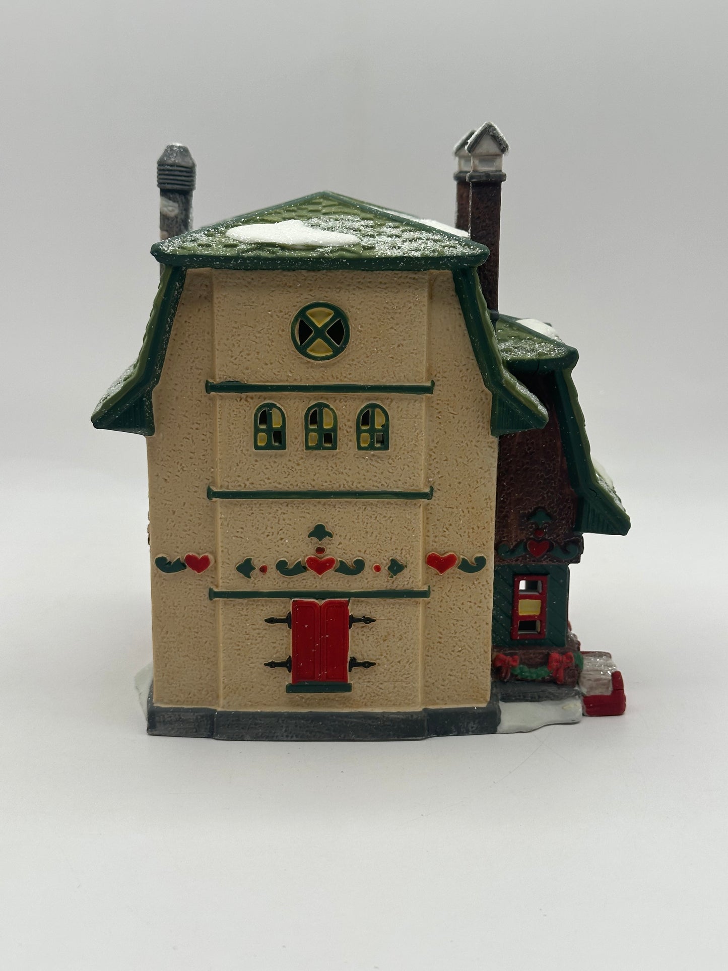 Department 56 - Elfie’s Sleds & Skates - North Pole Series