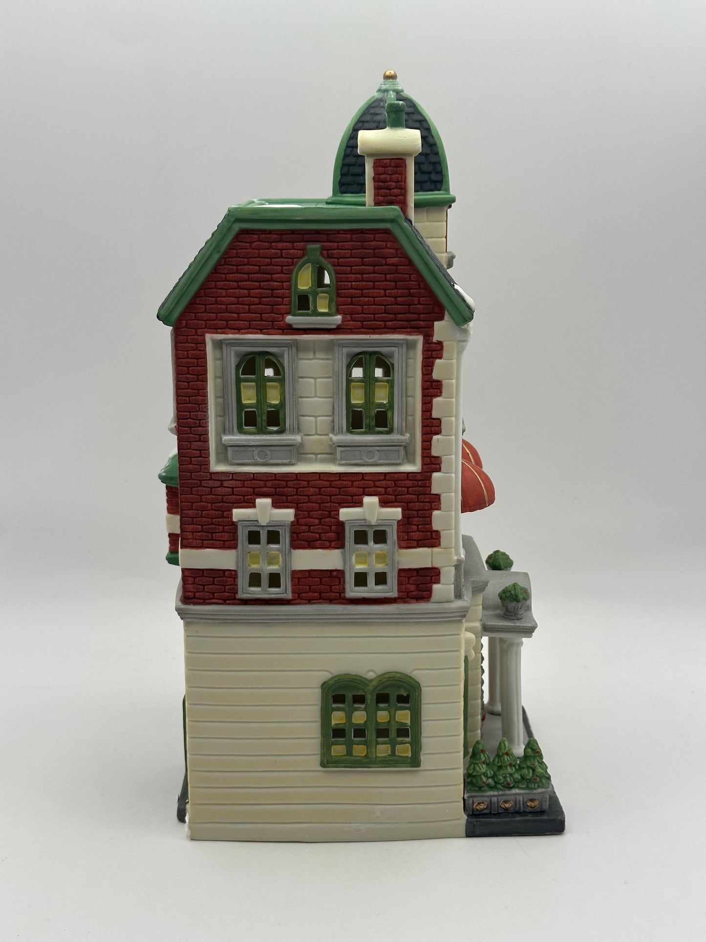 Department 56 – The Ritz Hotel – Christmas in the City