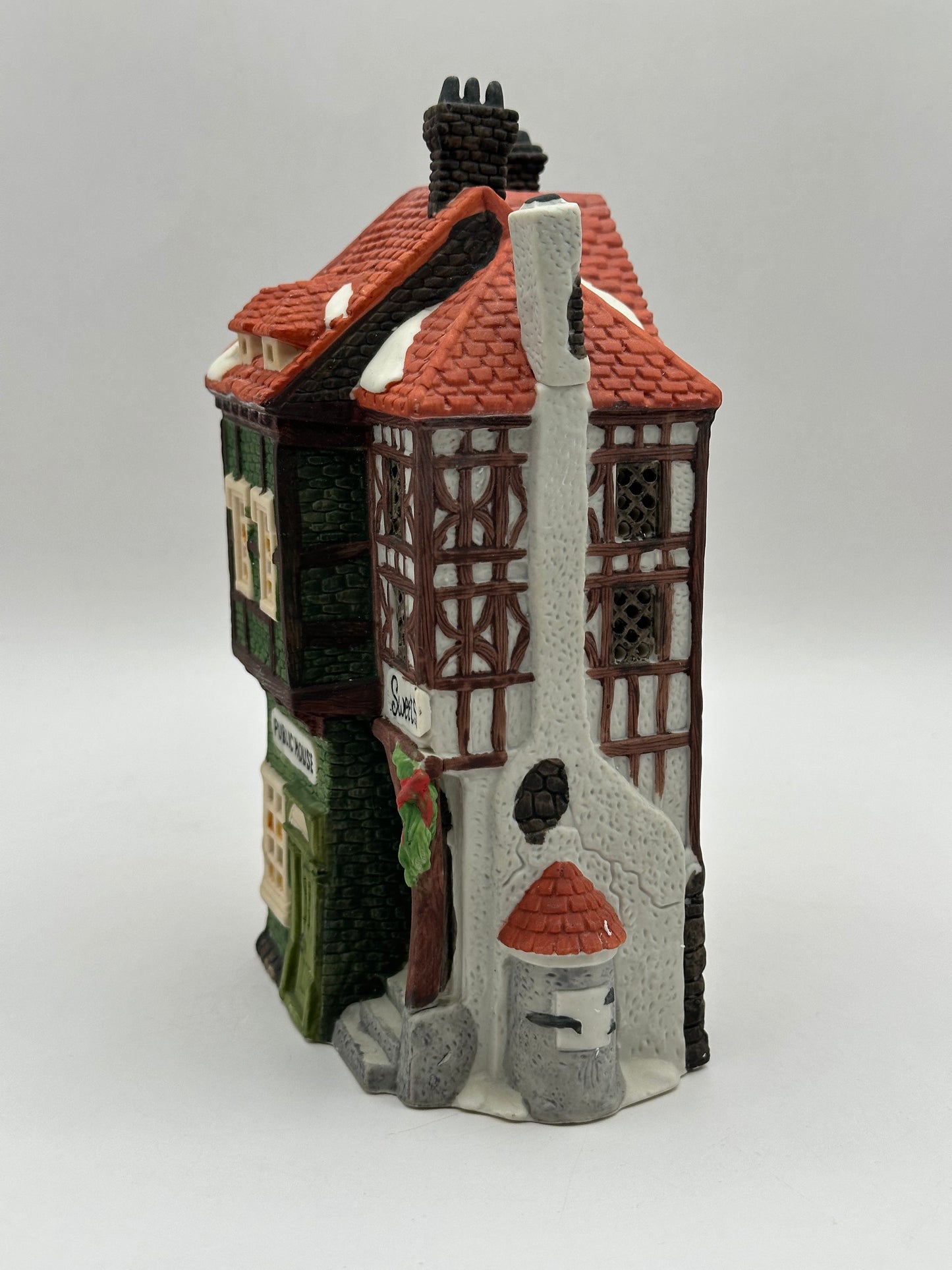 Department 56 - C. Fletcher Public House - Dickens' Village