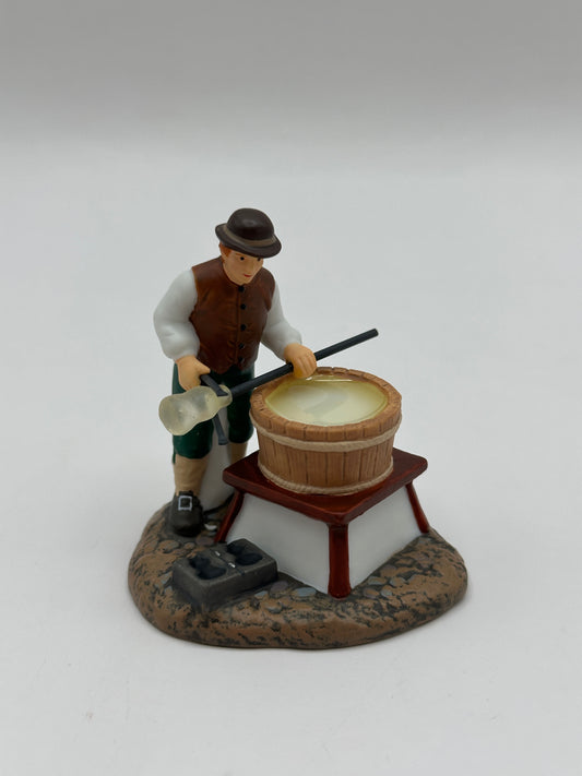 Department 56 - Glassworks Craftsman - New England Village