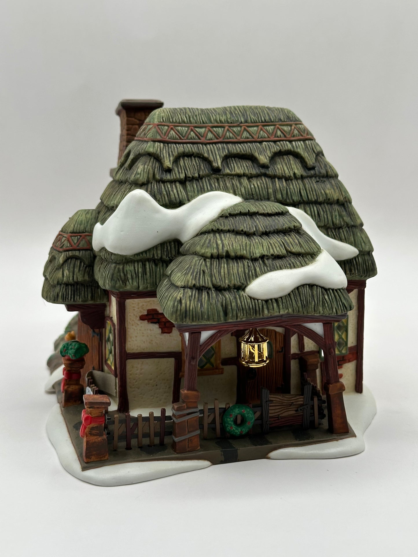 Department 56 - Crooked Fence Cottage - Dickens' Village
