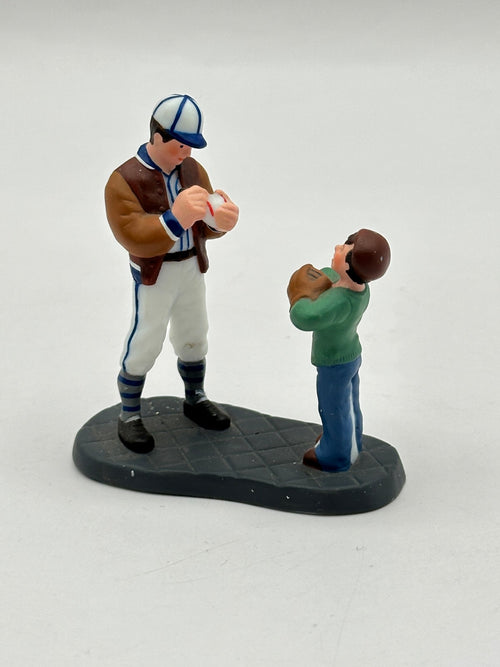 Department 56 - Can I Have Your Autograph? - Christmas in the City