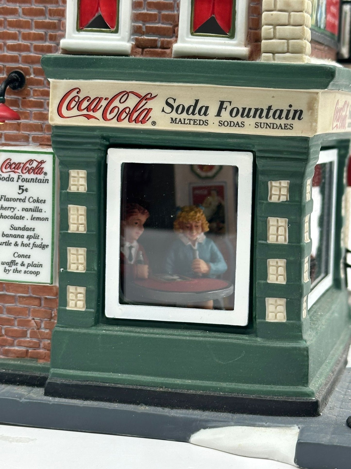 Department 56 - Coca-Cola Soda Fountain - Christmas in the City