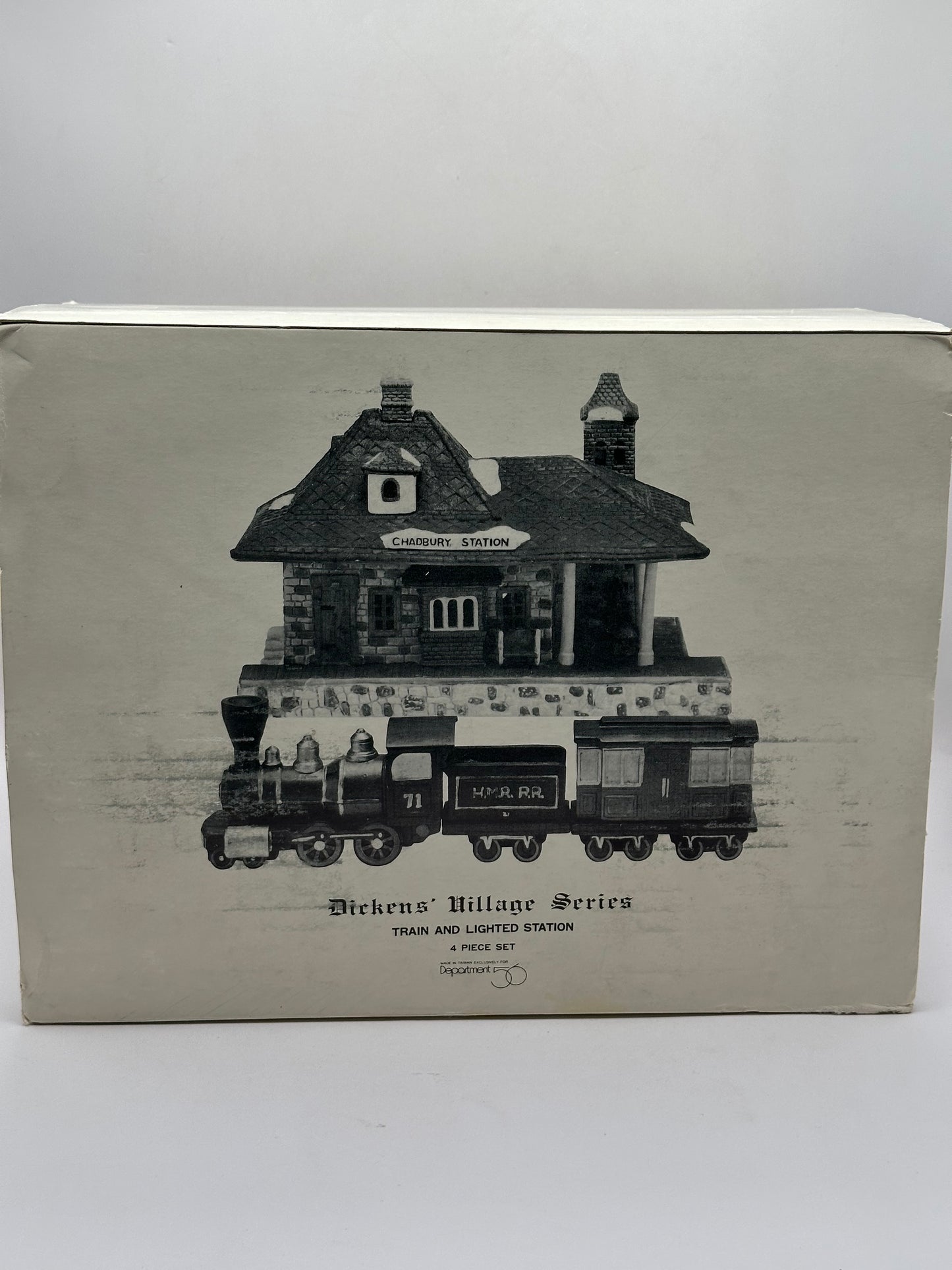 Department 56 - Chadbury Station and Train - Dickens' Village