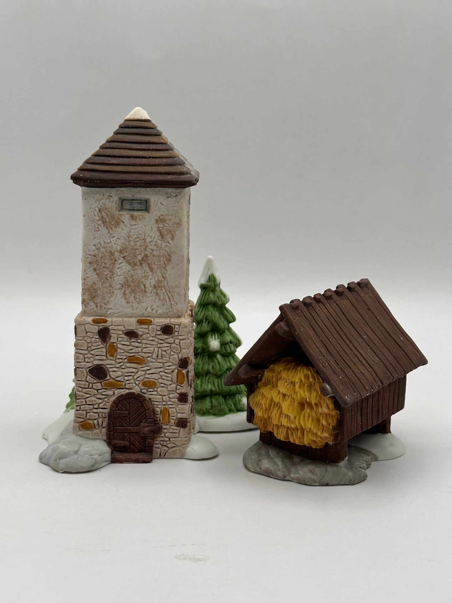 Department 56 - Silo and Hay Shed - New England Village