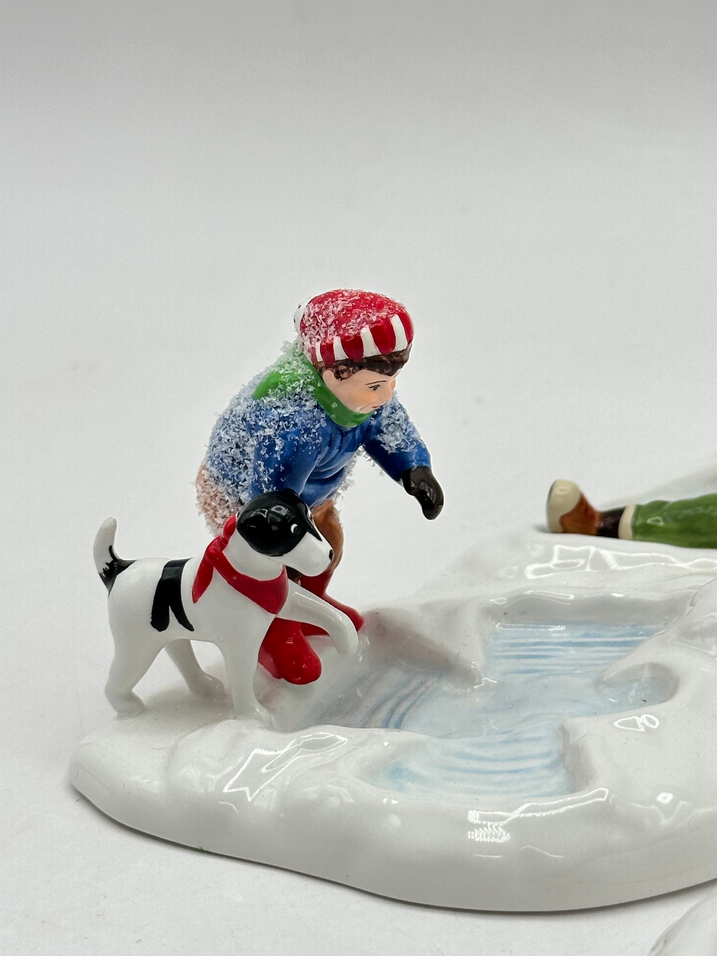 Department 56 - Angels In The Snow - Original Snow Village