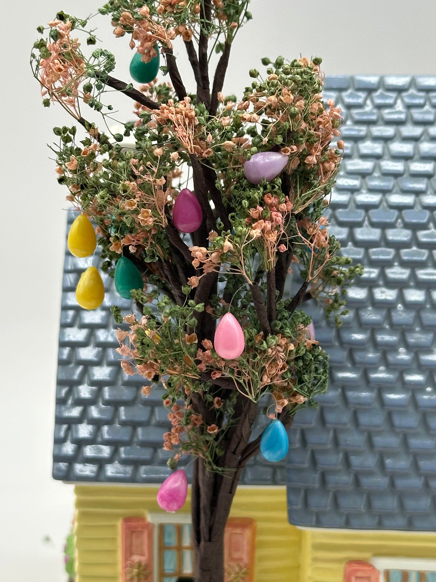 Dept 56 Original Snow Village Easter - Happy Easter House