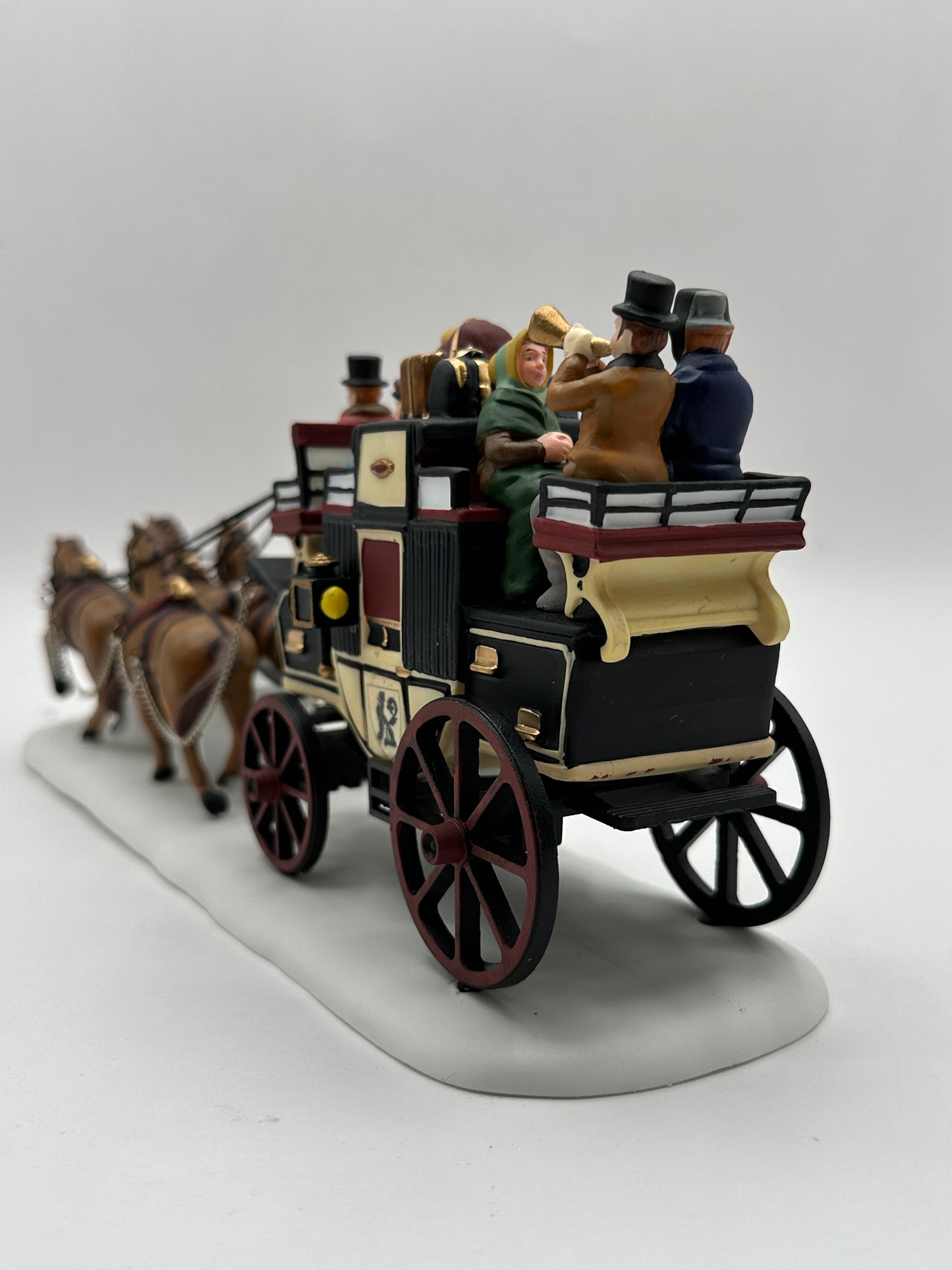Department 56 - Holiday Coach - Dickens' Village