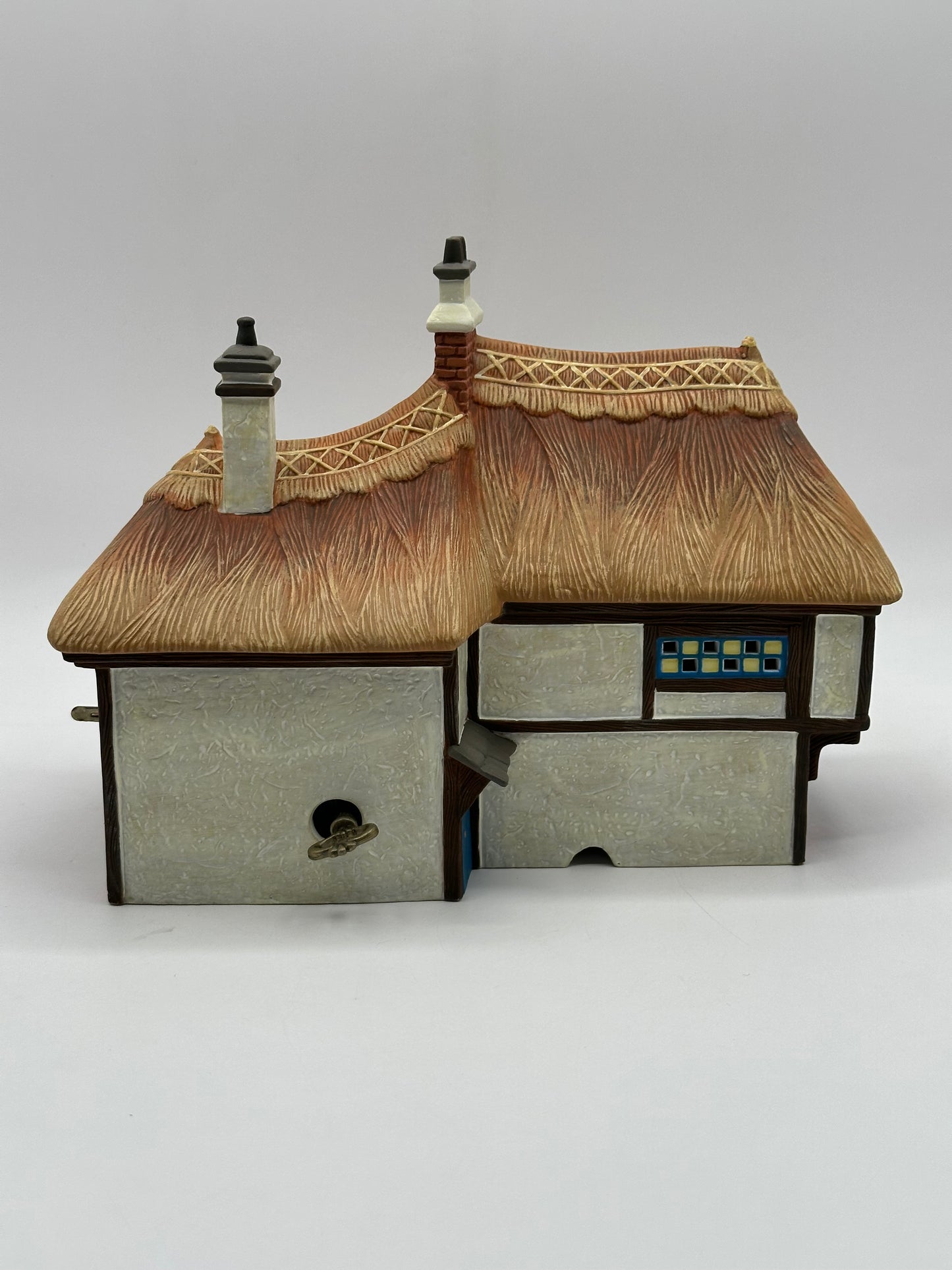 Dept 56 Dickens’ Village Aldeburgh Music Box Gift Shop