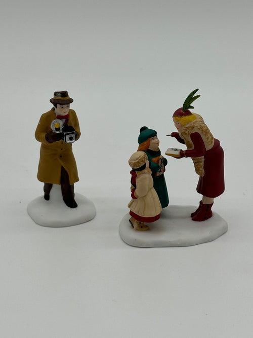 Department 56 - Big Smile For The Camera - Christmas in the City