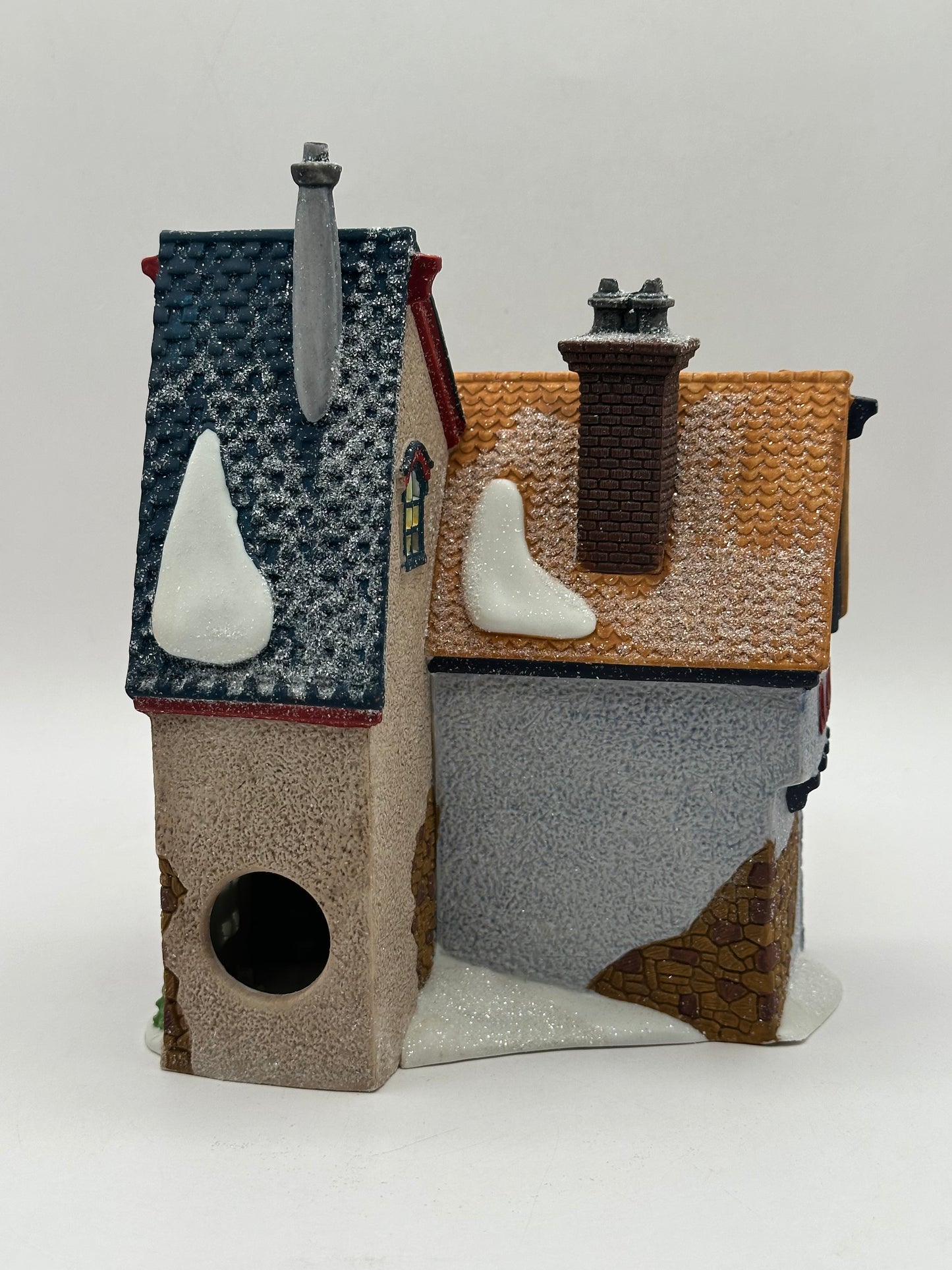 Department 56 - Tassy's Mittens & Hassel's Woolies - North Pole Series