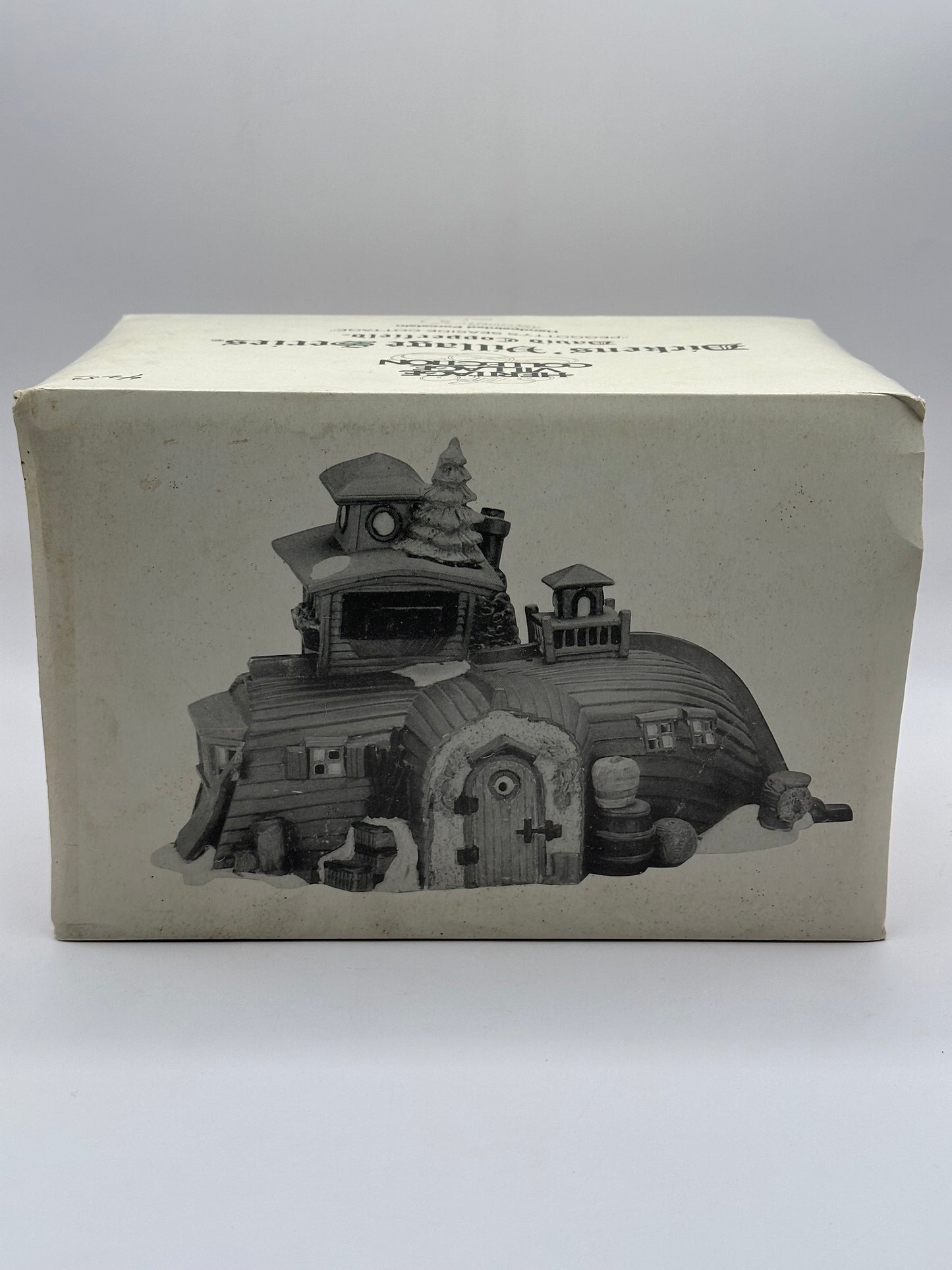 Department 56 - Peggotty’s Seaside Cottage - Dickens’ Village
