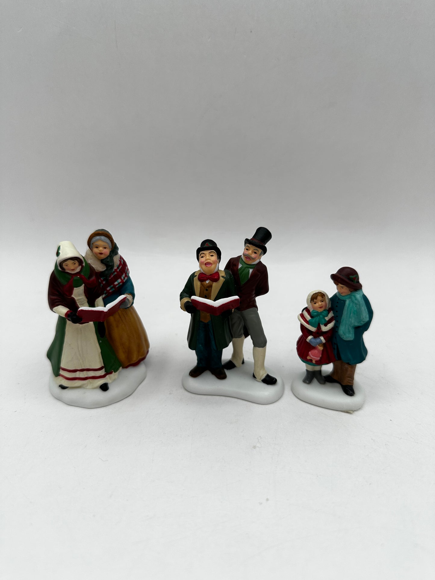 Department 56 - Christmas Carolers - Dickens' Village