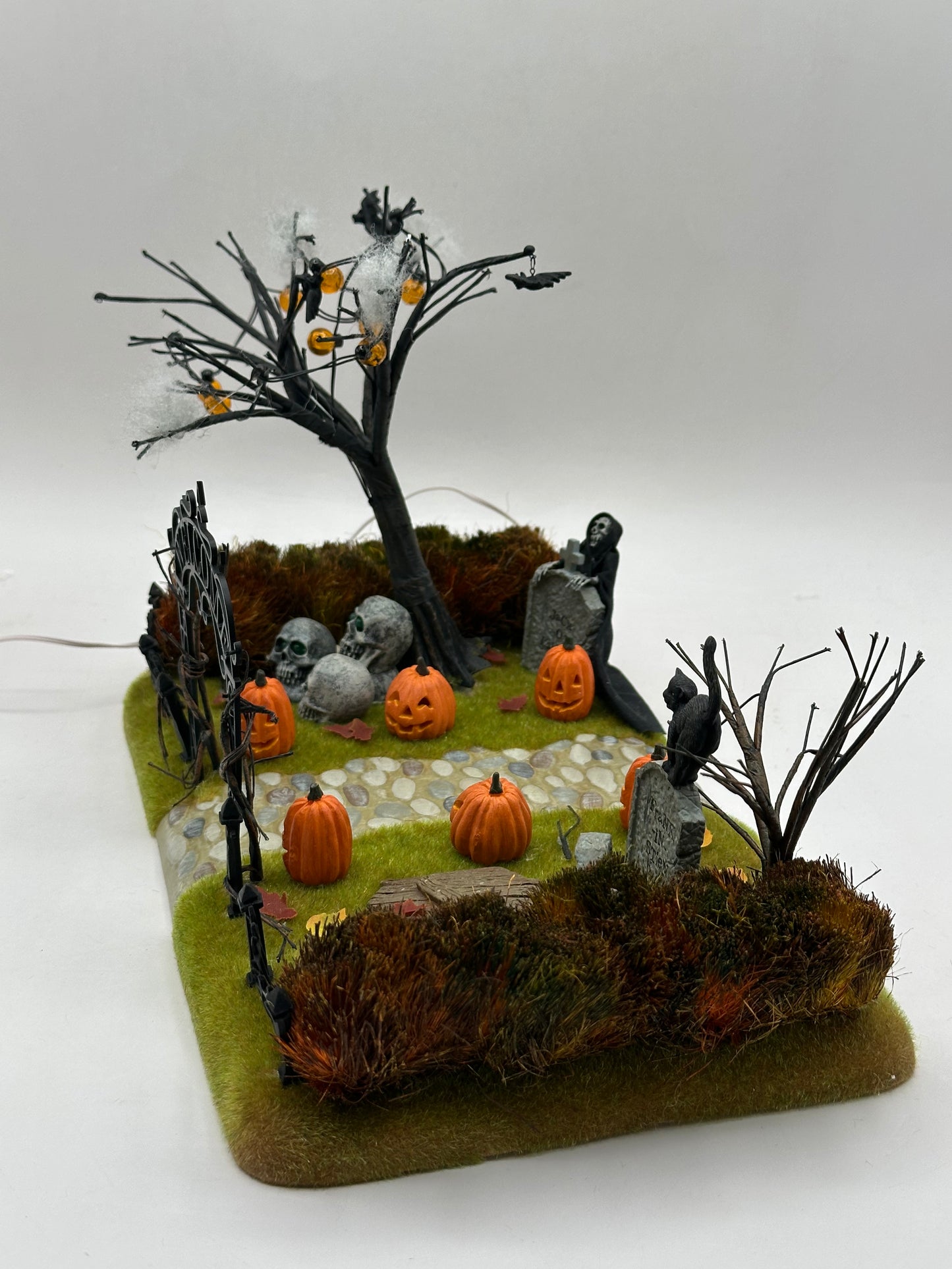Department 56 - Haunted Front Yard - Snow Village Halloween